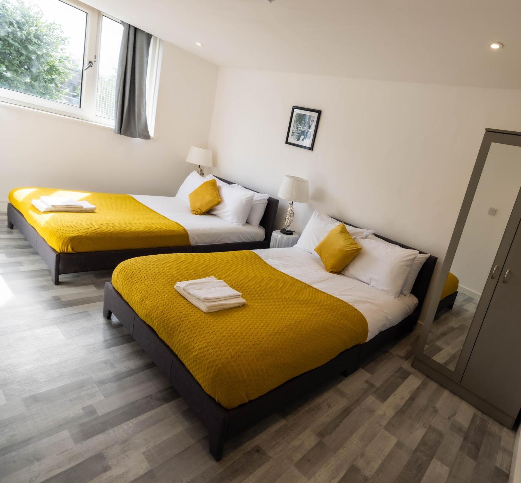 3bed -city-8guests-freeparking-fastwifi