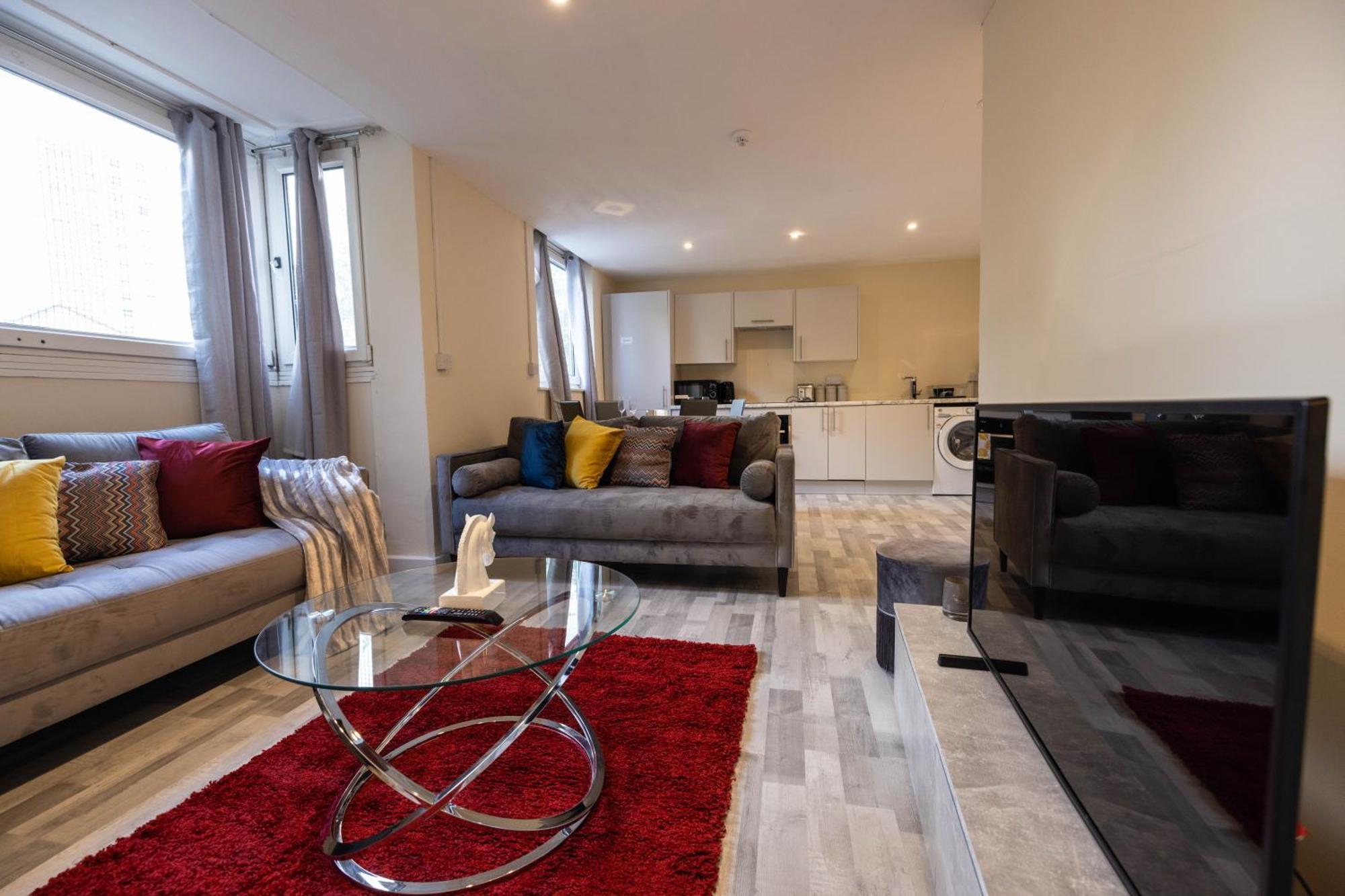 Apartment 3bed -city-8guests-freeparking-fastwifi *