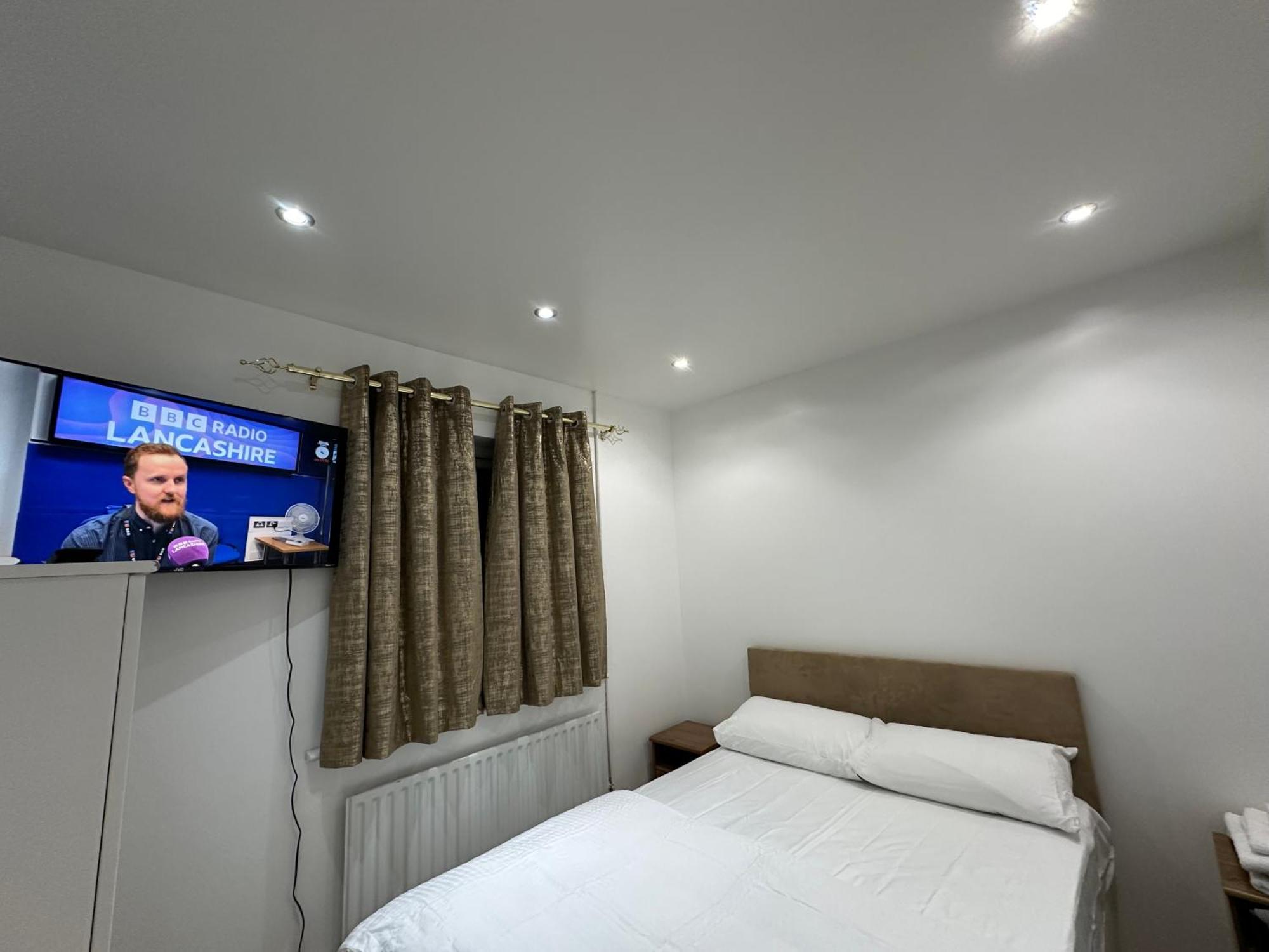 Beautiful Double With Free Wi-fi And Free Parking Gasthuis *