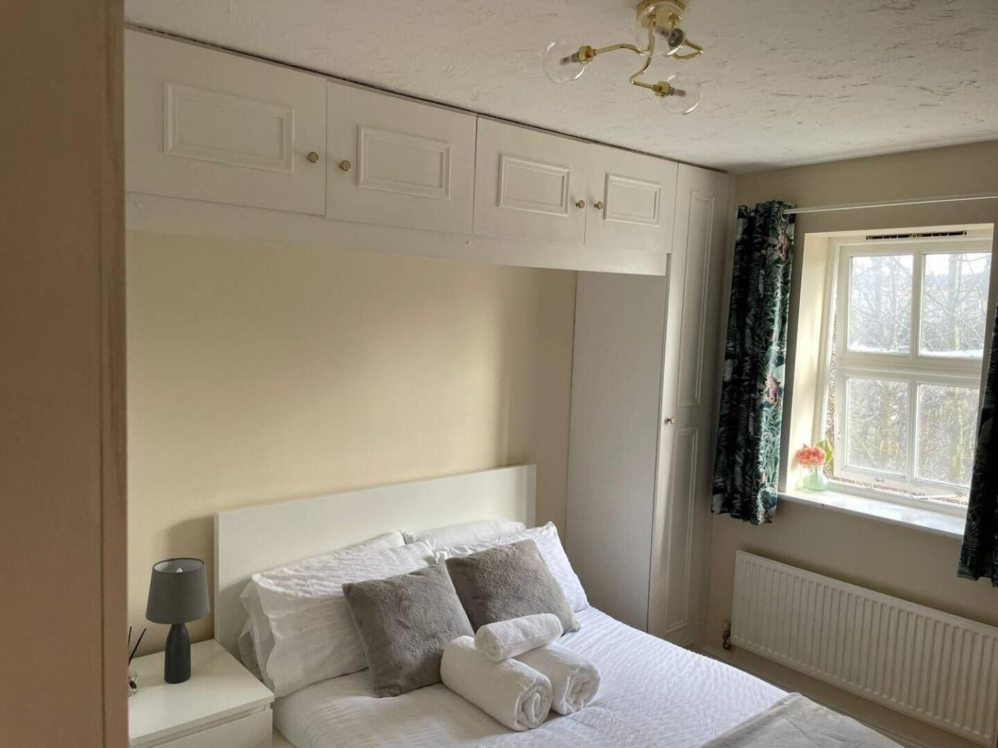 Appartement 4min Walk Uni Of East 1br *