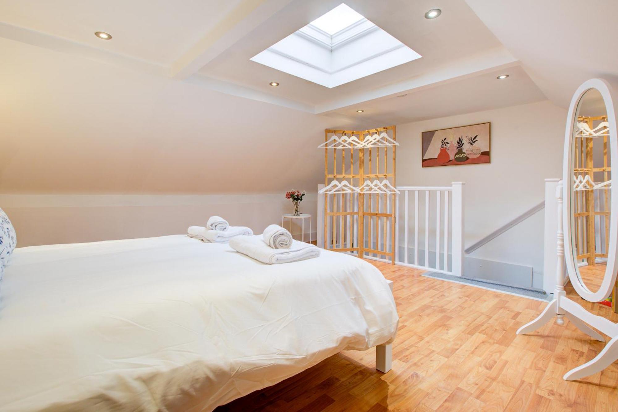 Wonderful Two-bedroom Leilighet London