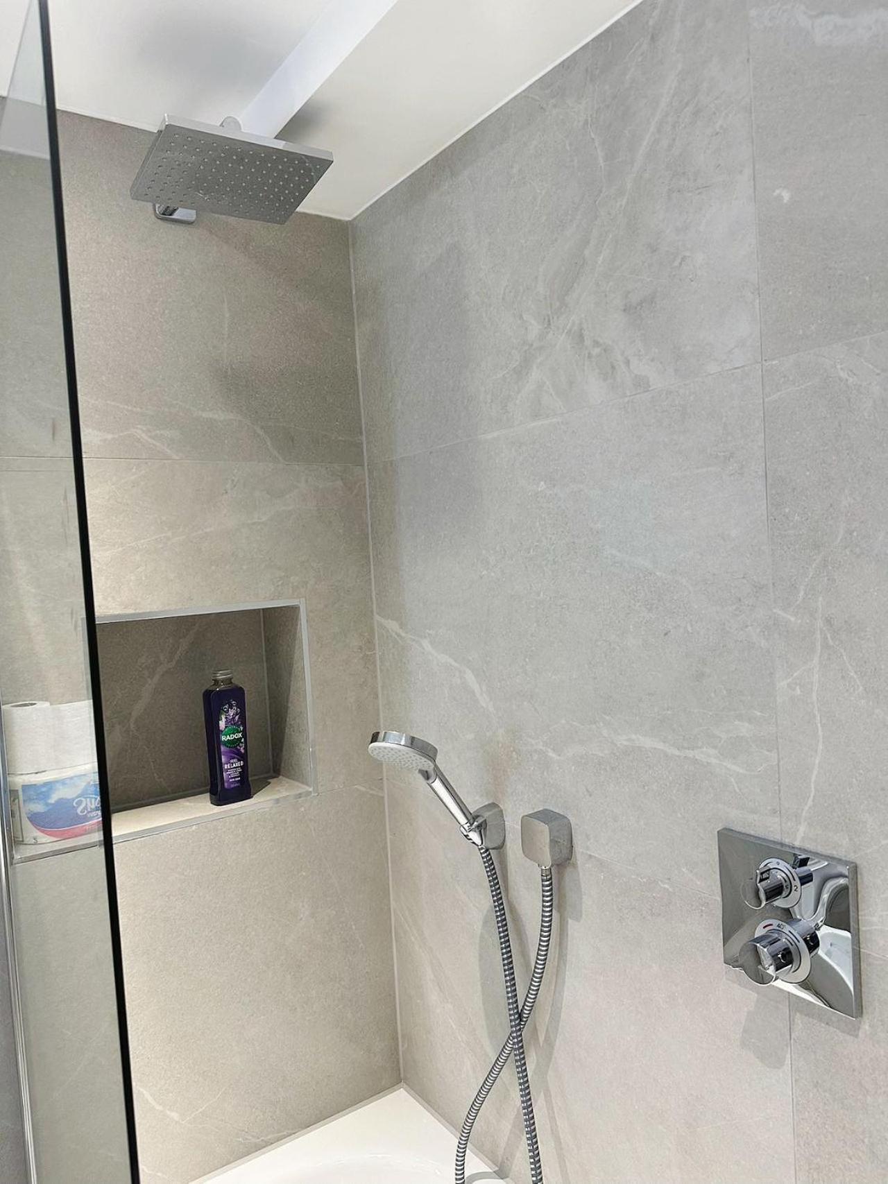Apartamento Luxury Modern Flat Near Center