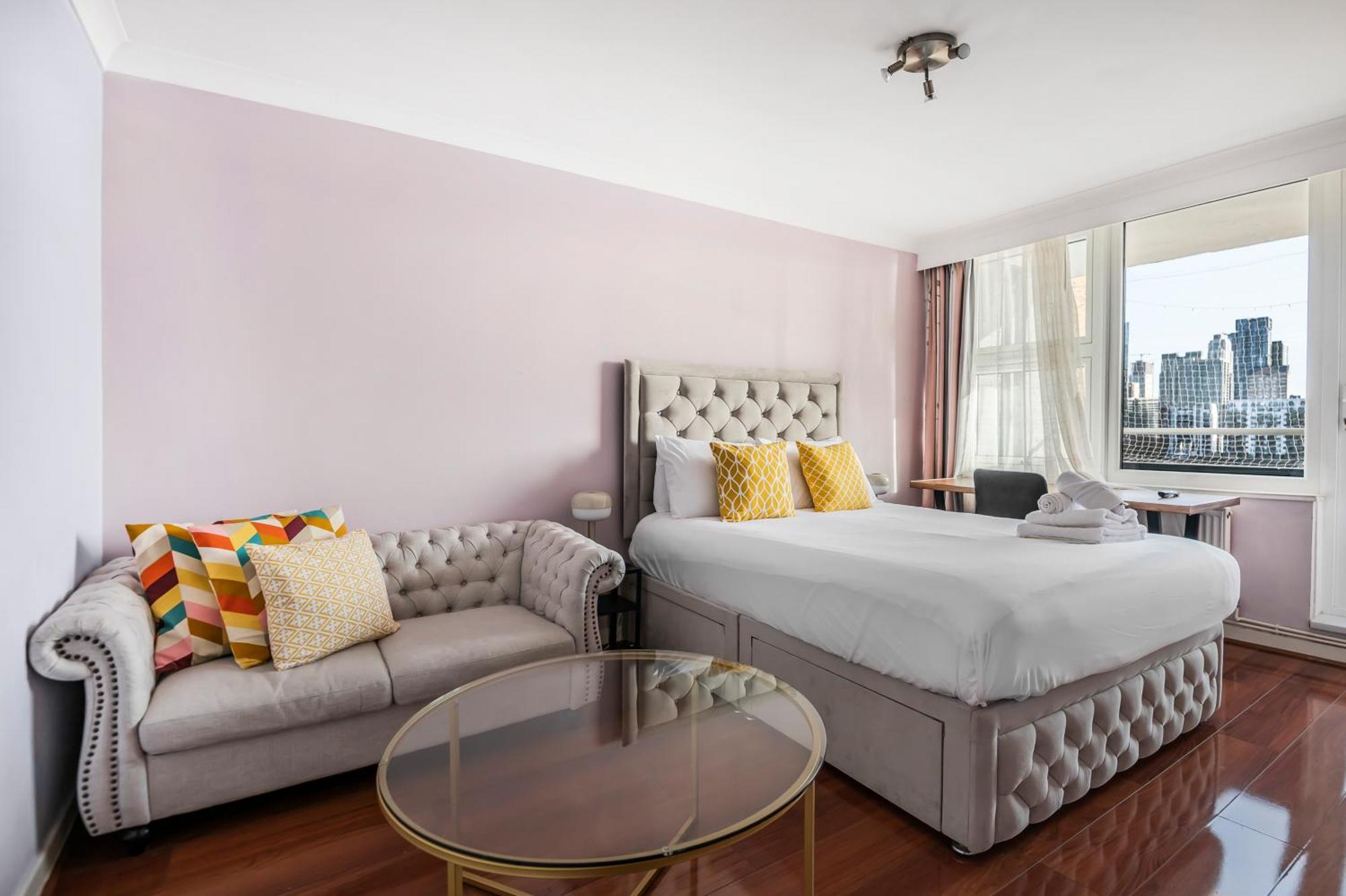 Apartment Riverside 3br With Easy Transport 20mins To Centre *