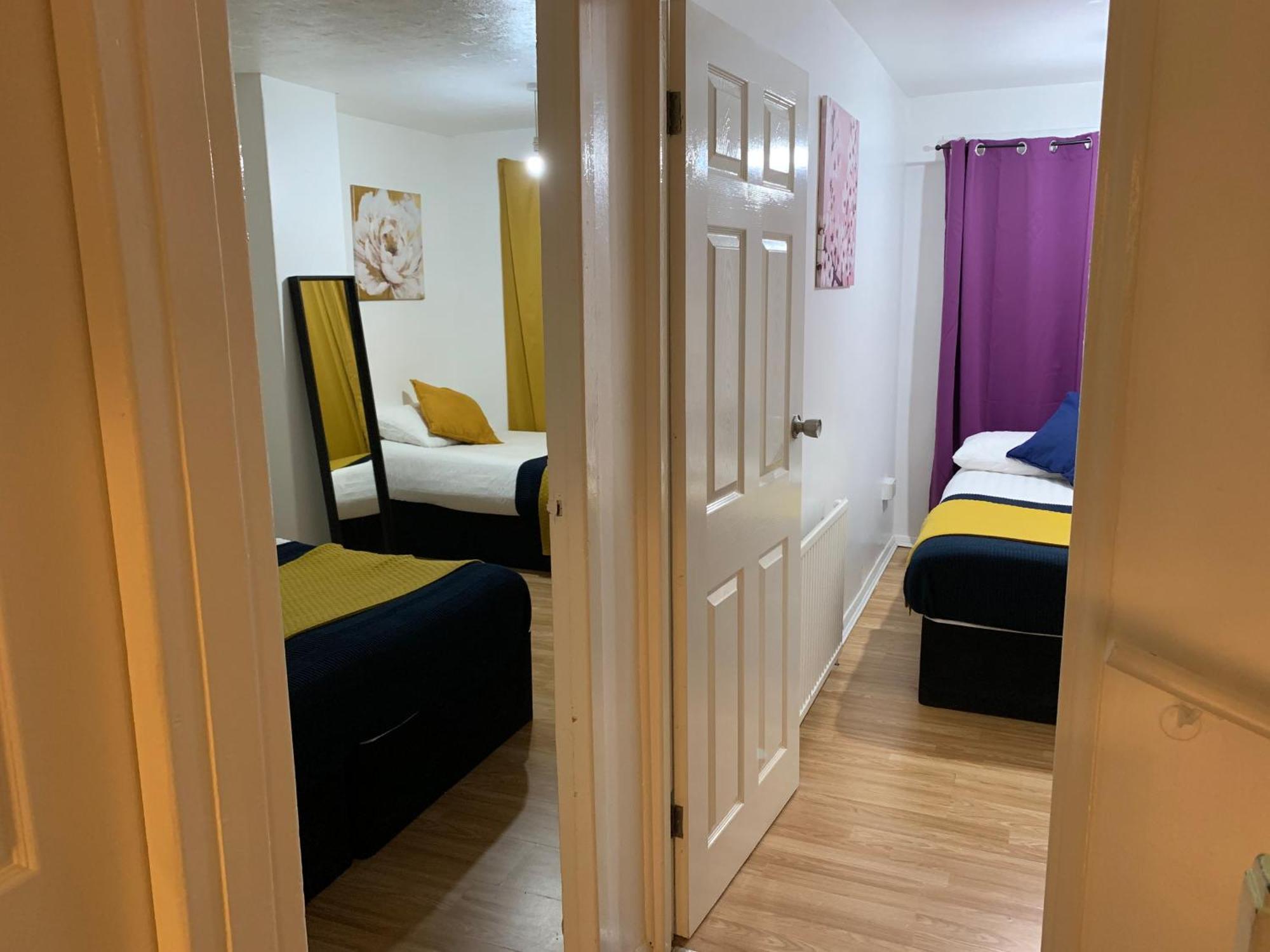 Stratford 3 Bedrooms House, Separate Reception, Close To Abba, Westfield, Olympic Stadium London
