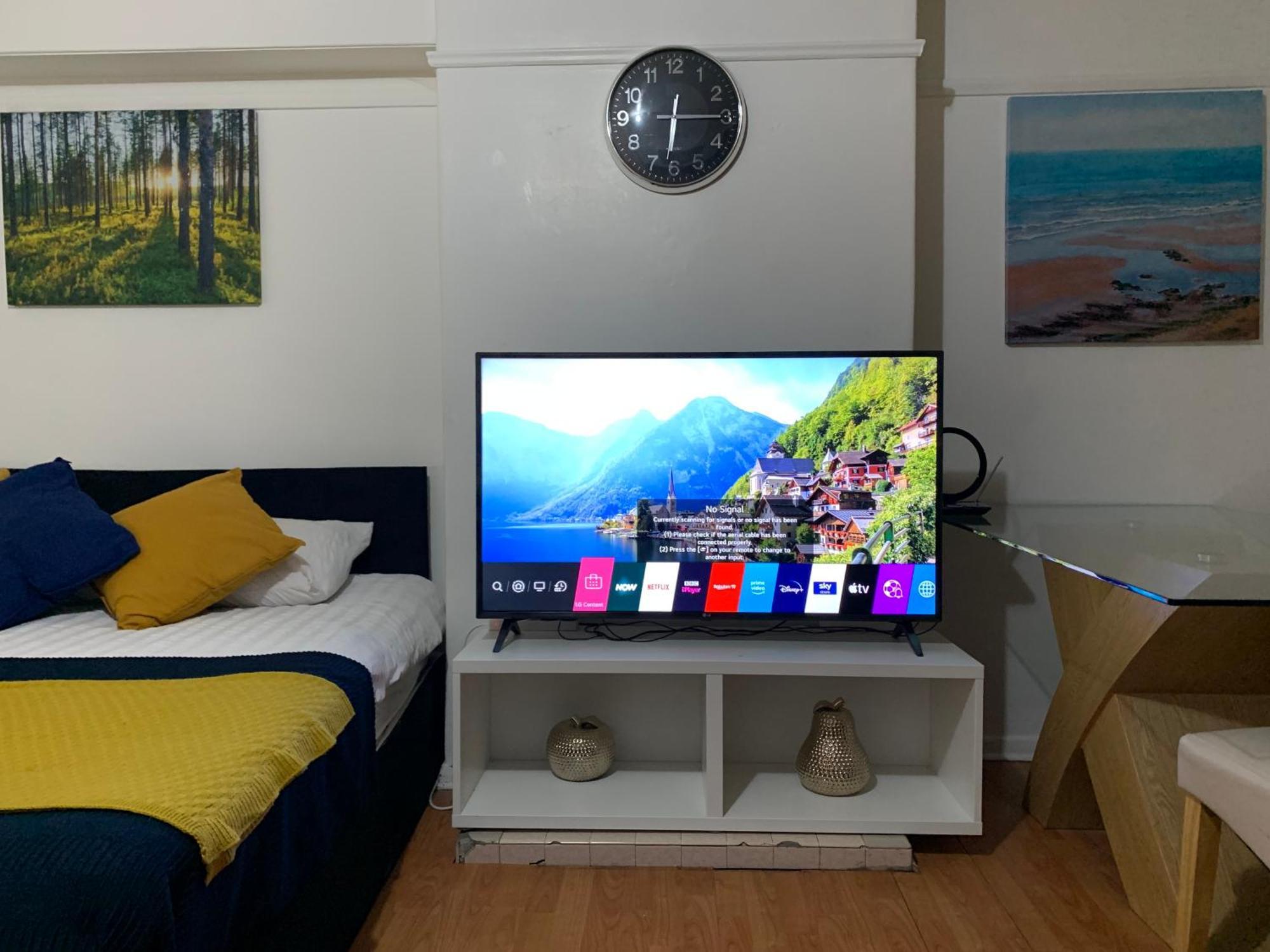 Apartment Stratford 3 Bedrooms House, Separate Reception, Close To Abba, Westfield, Olympic Stadium
