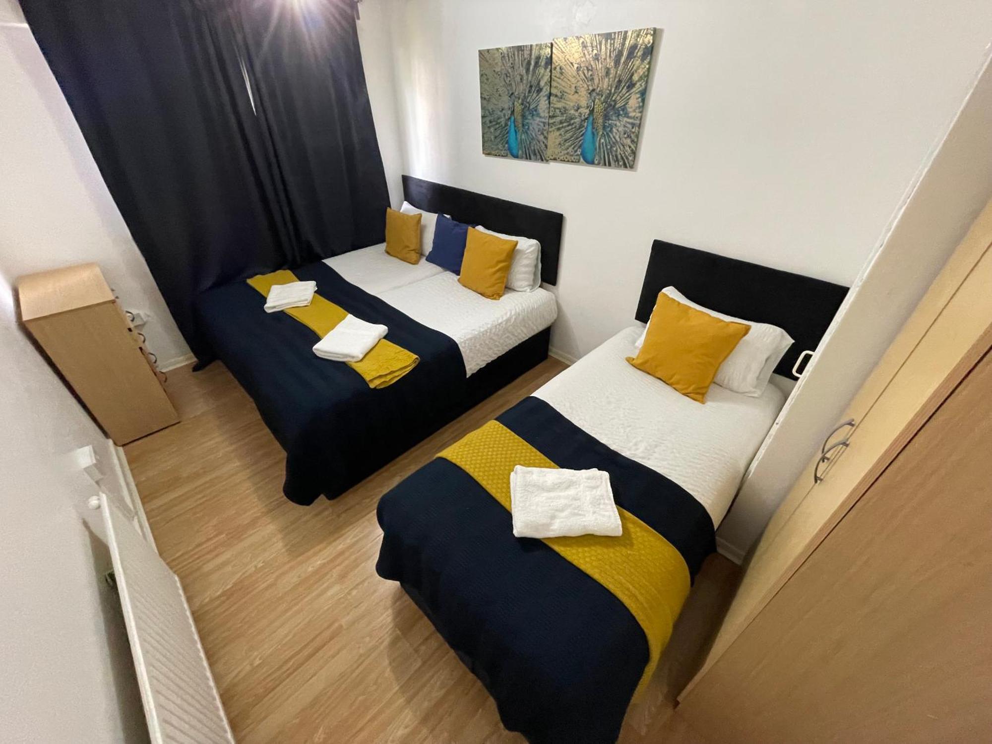 Apartment Stratford 3 Bedrooms House, Separate Reception, Close To Abba, Westfield, Olympic Stadium *
