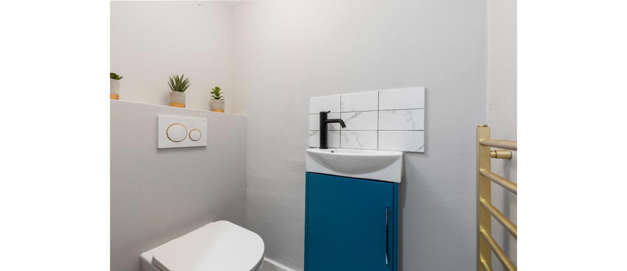 Serenity In The City: 5br In Whitechapel Apartment