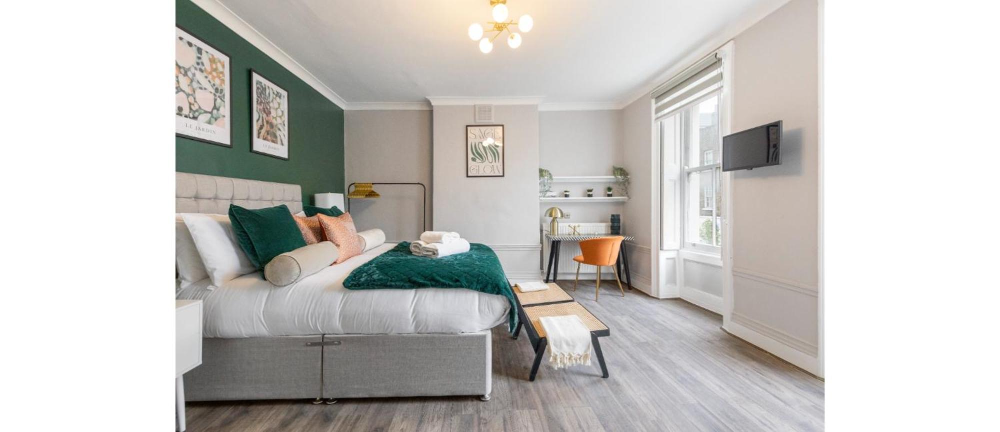 Serenity In The City: 5br In Whitechapel Apartment *