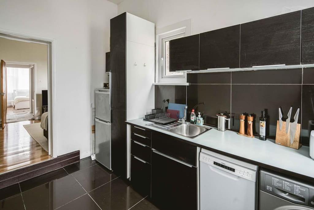 Super Stylish 1bd Flat With Garden In Leytonstone Apartment London