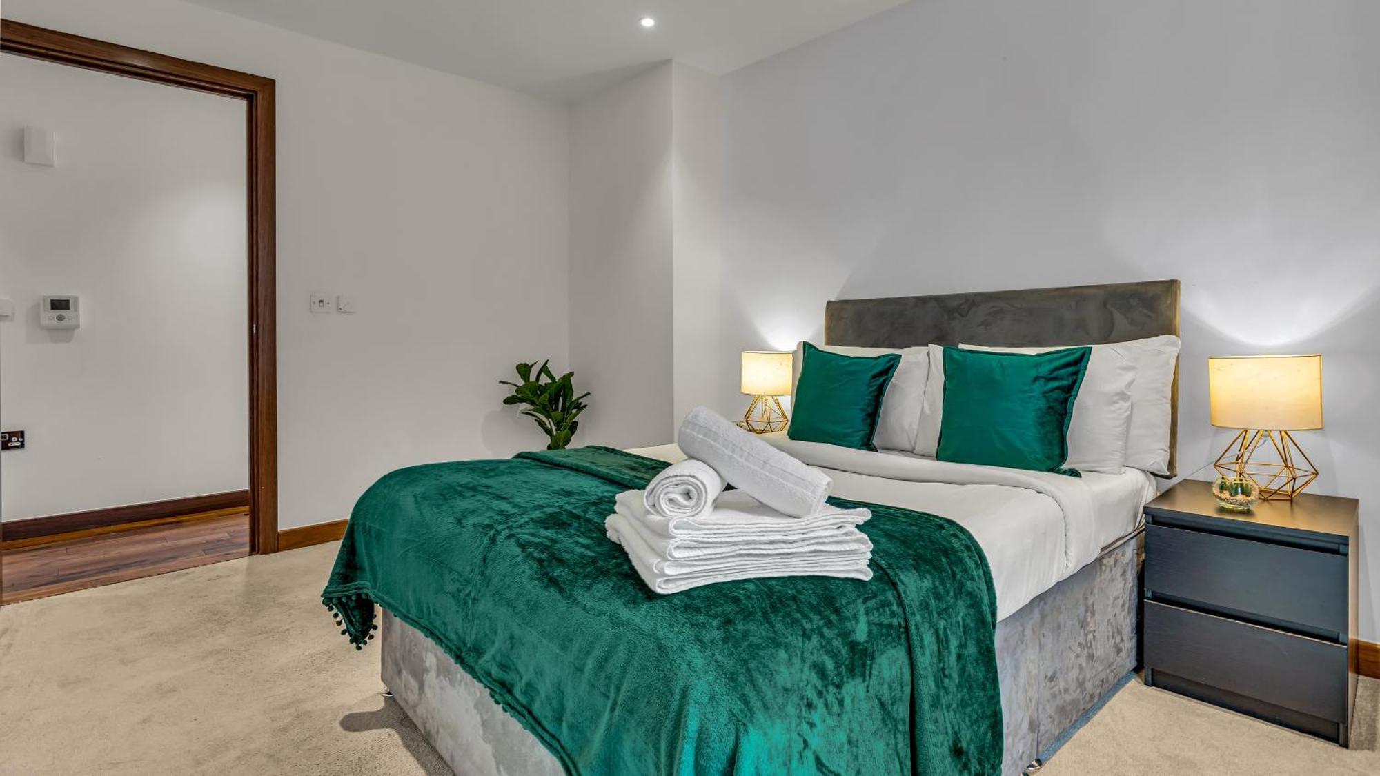 Modern Close To Colombia Road Market * London