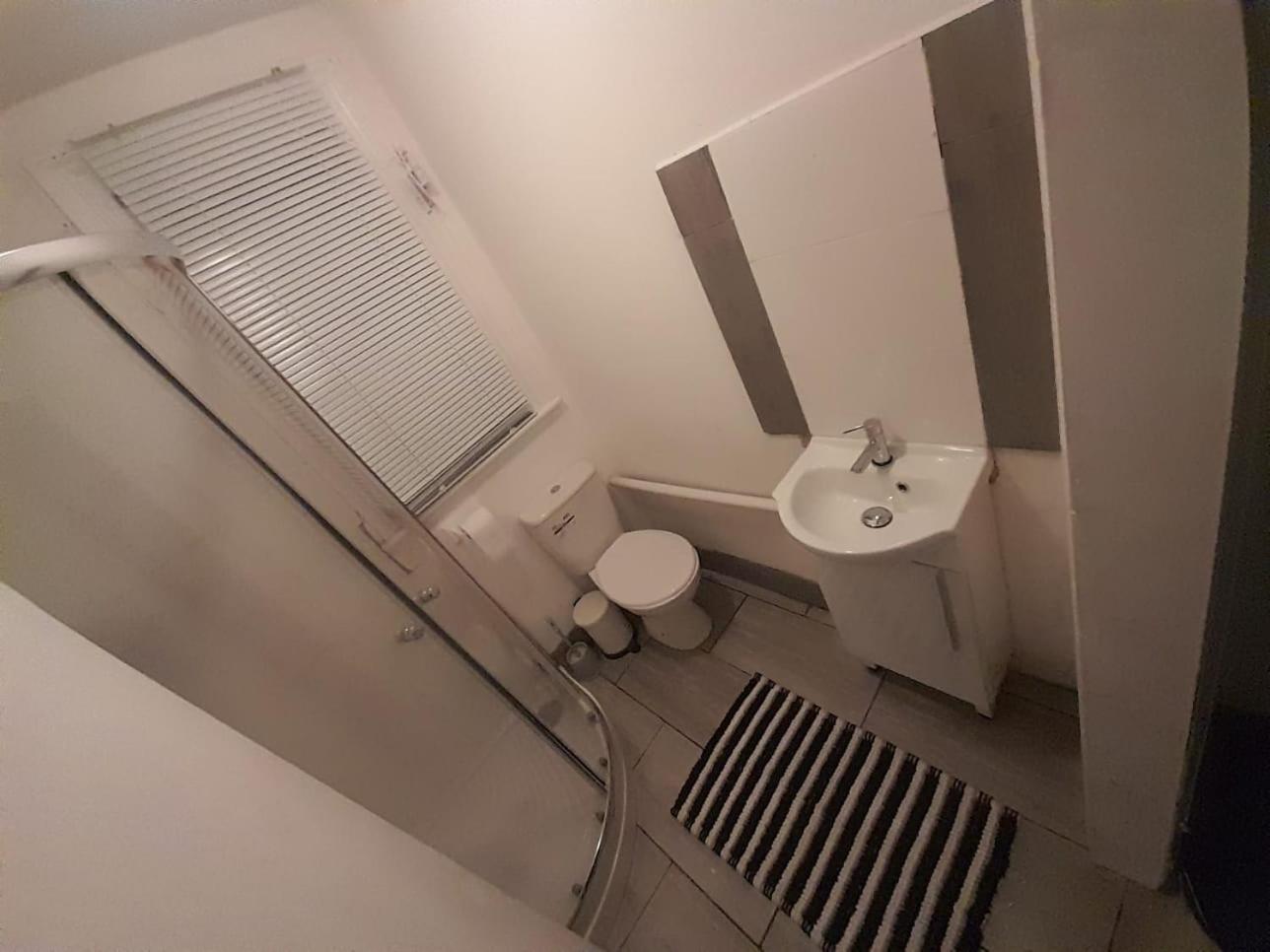 Three Bedroom House * Londres