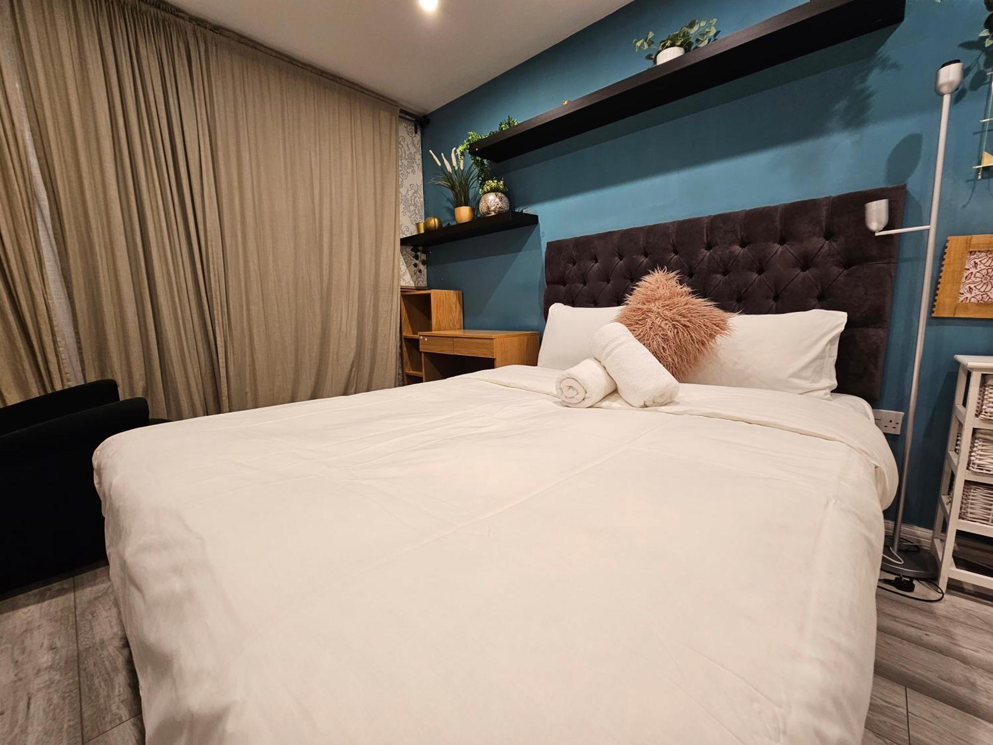 Wallwood Guest house
