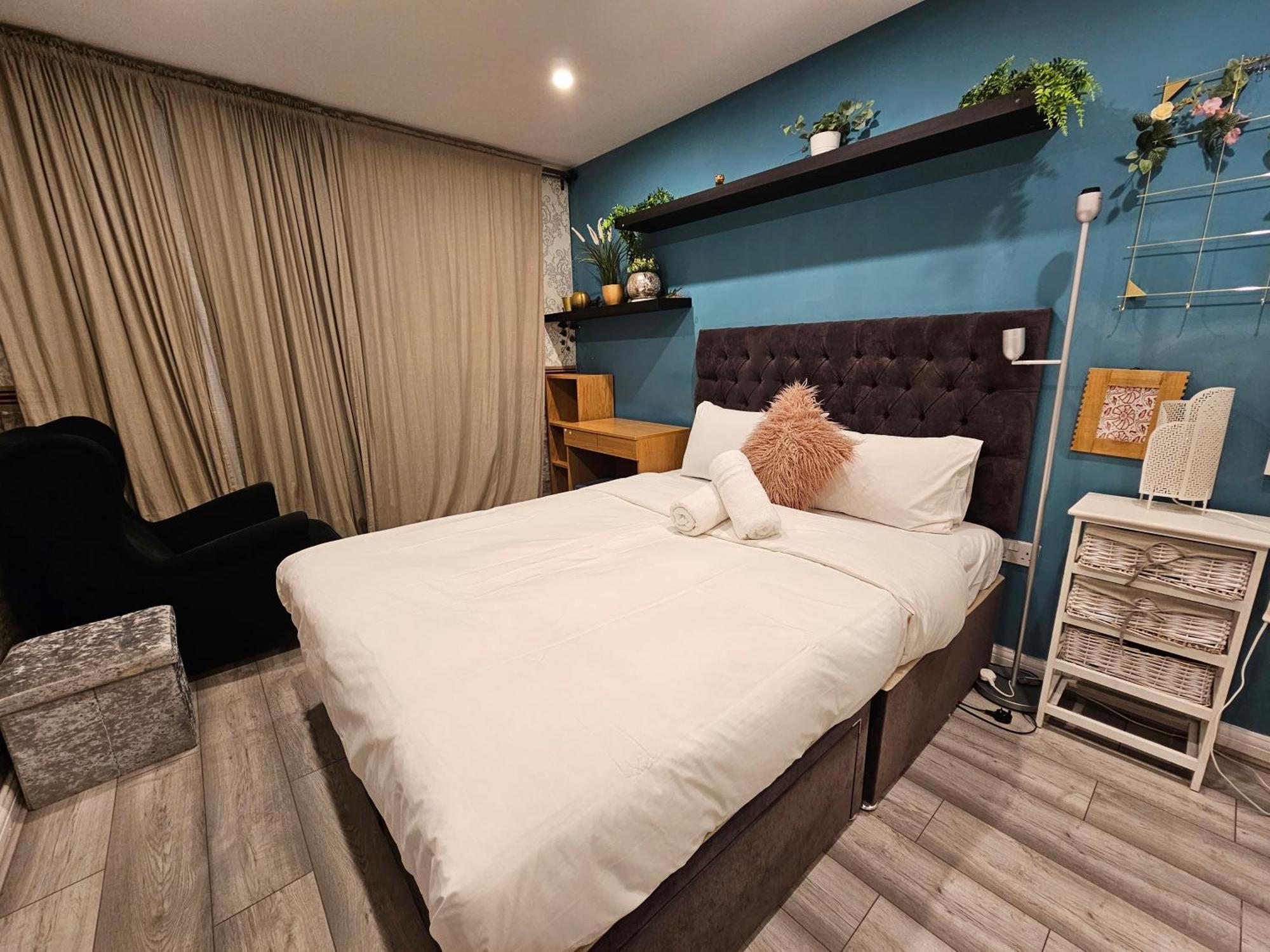 Guest house Wallwood London