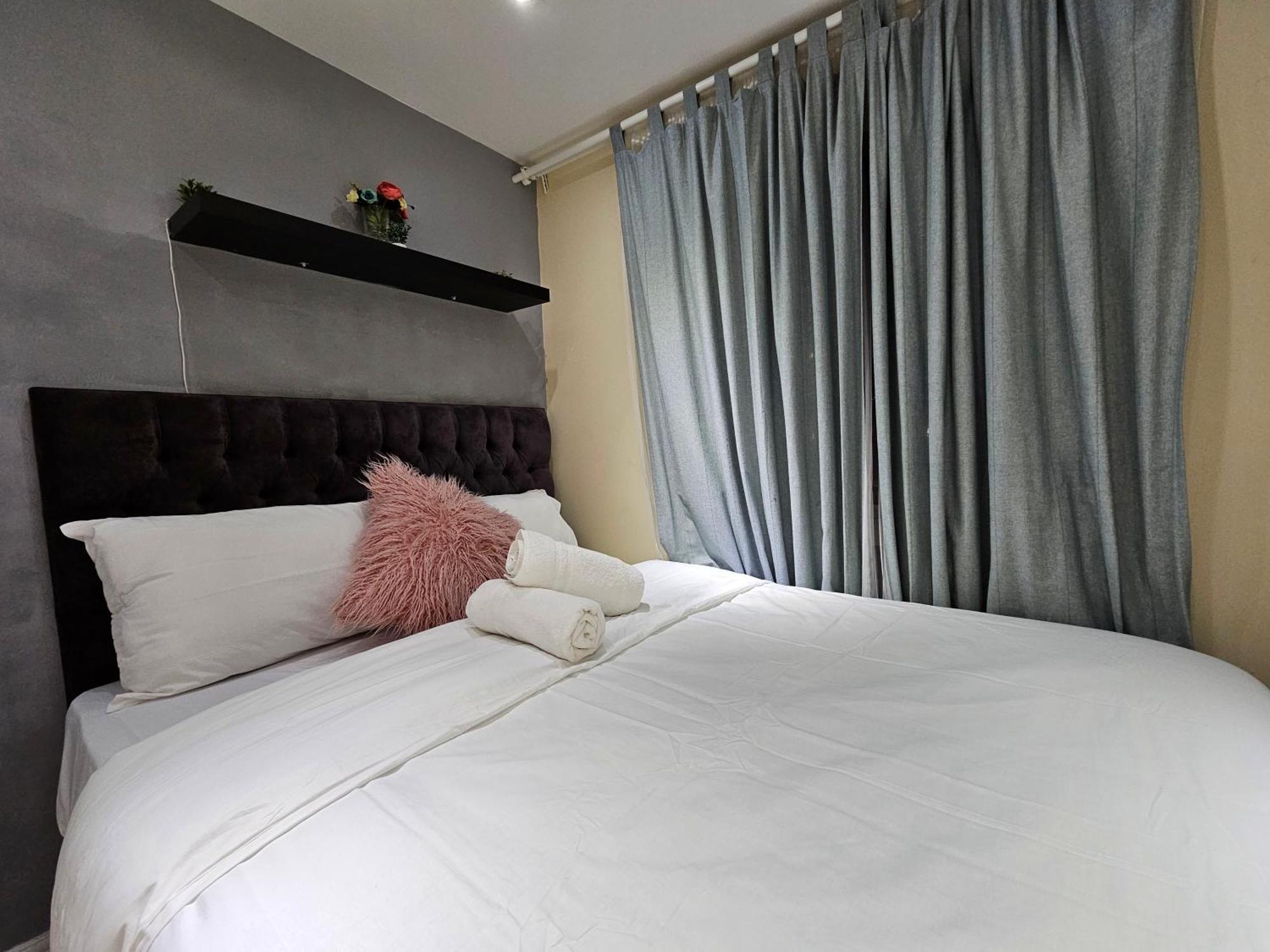 Wallwood Guest house London