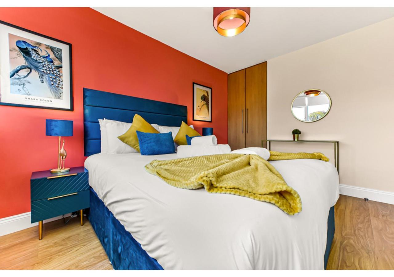 Stunning Family - Sleeps 11 *
