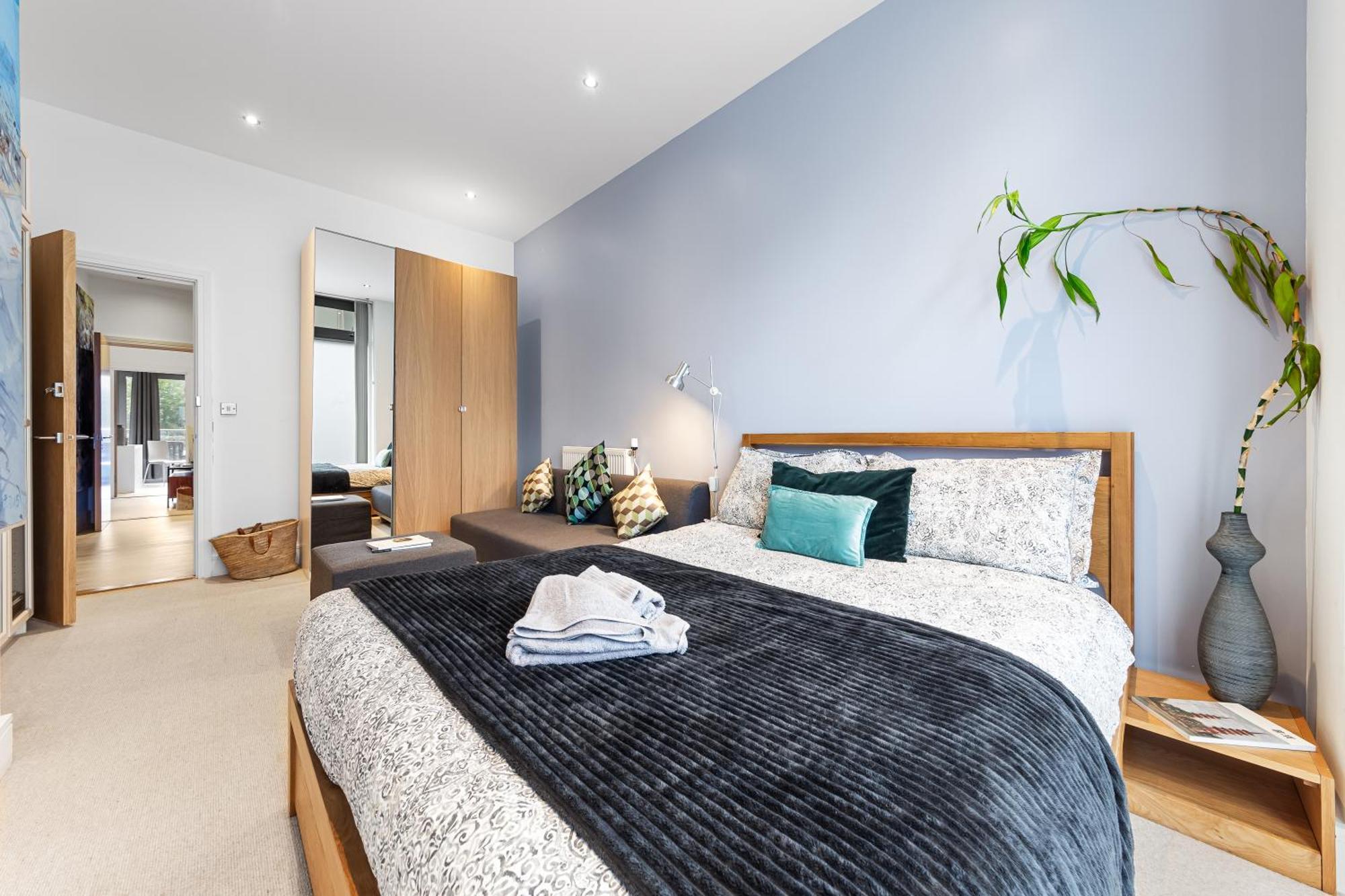 Trendy 2 Bed Flat In Greenwich With Car Parking Appartement Londen