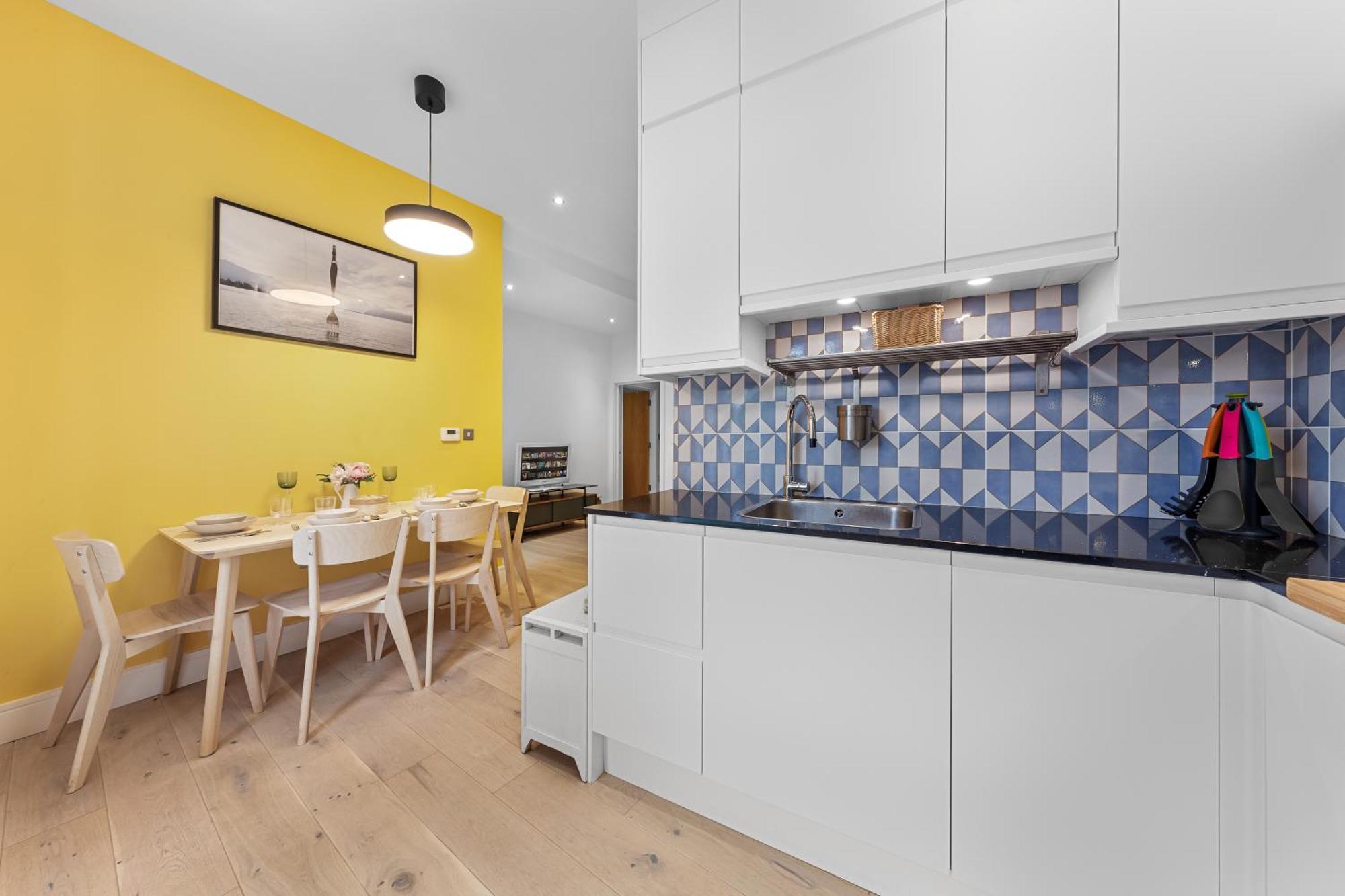 Trendy 2 Bed Flat In Greenwich With Car Parking Londen