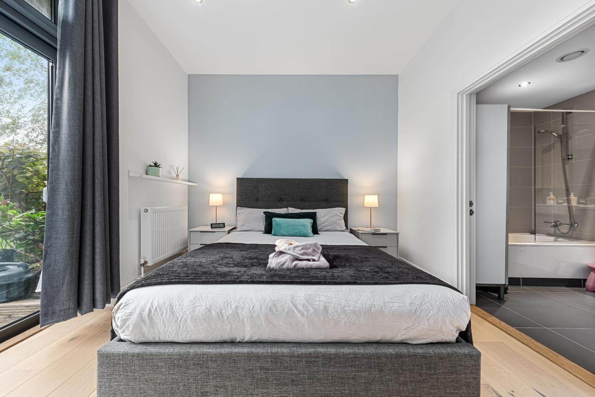 Trendy 2 Bed Flat In Greenwich With Car Parking Appartement