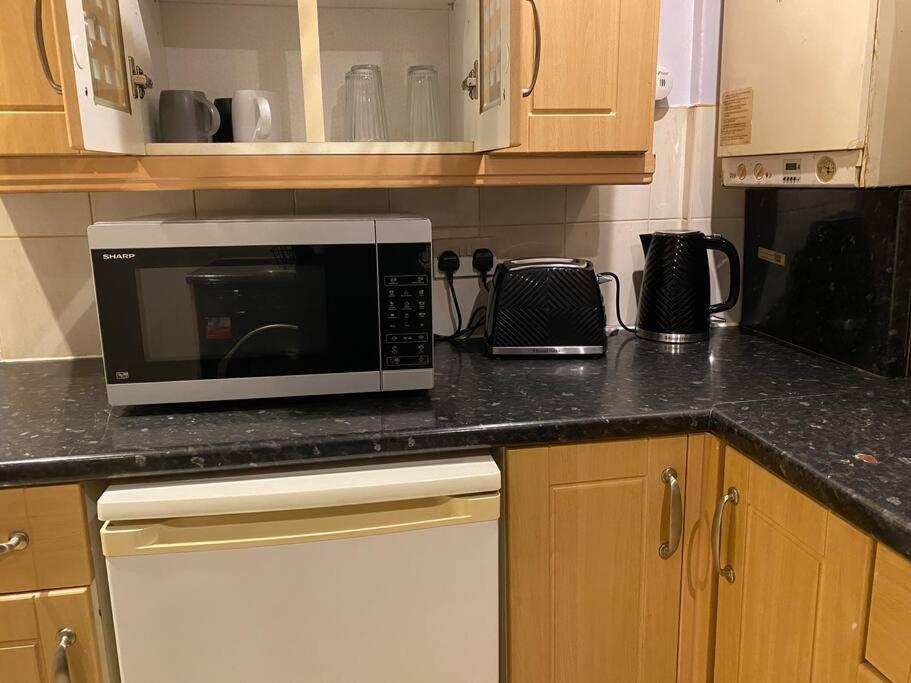 Spacious 2 Bedroom Flat