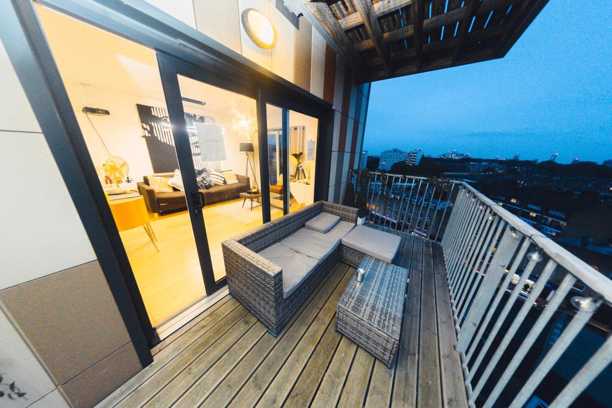 Unique Sky View -2 Bed Appartement Londen