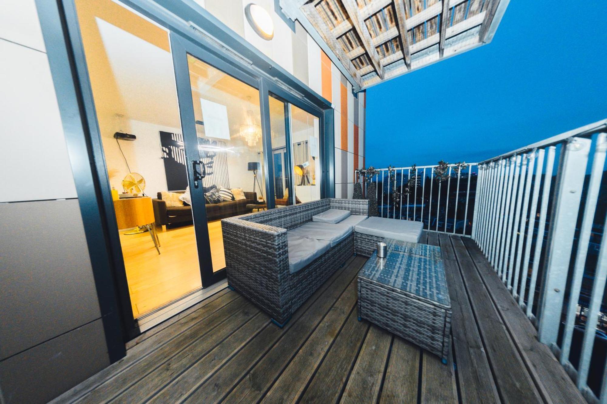 Appartement Unique Sky View -2 Bed Londen