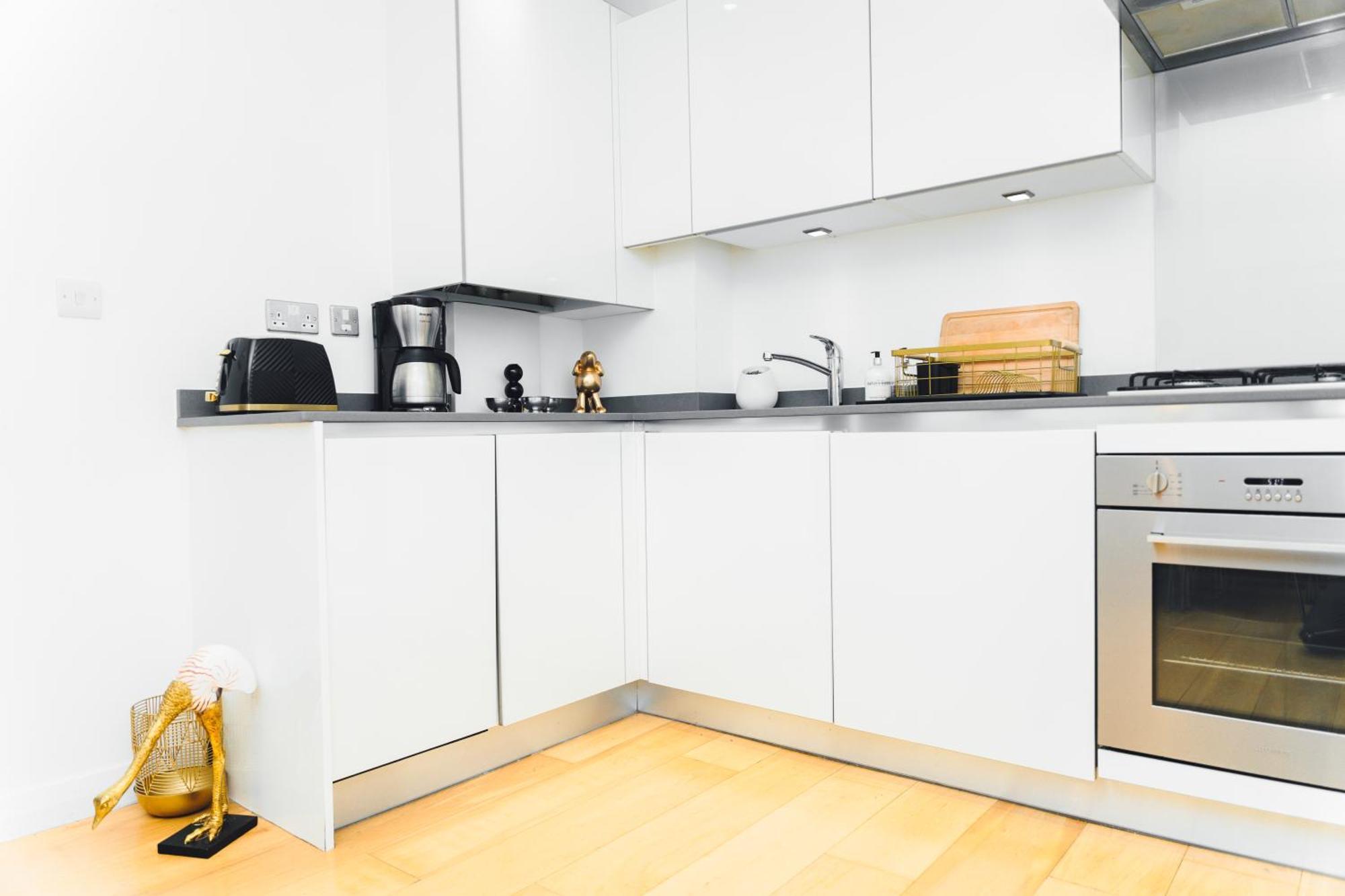 Unique Sky View -2 Bed Londen