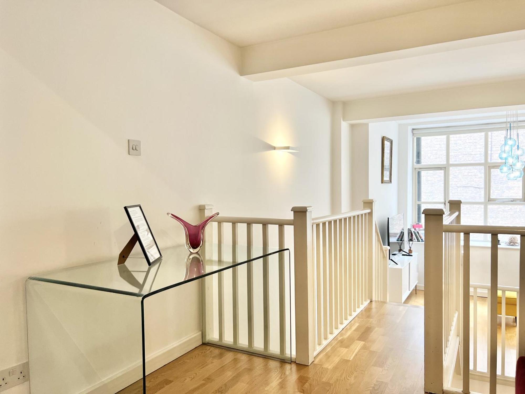 Vip Serviced Excellent Location Great Price * London