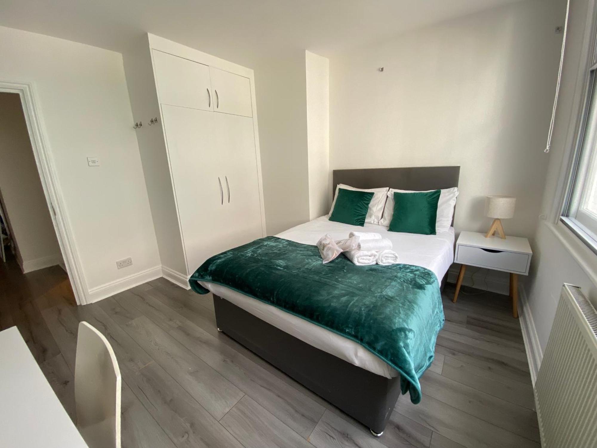 Stylish Escape Apartment London