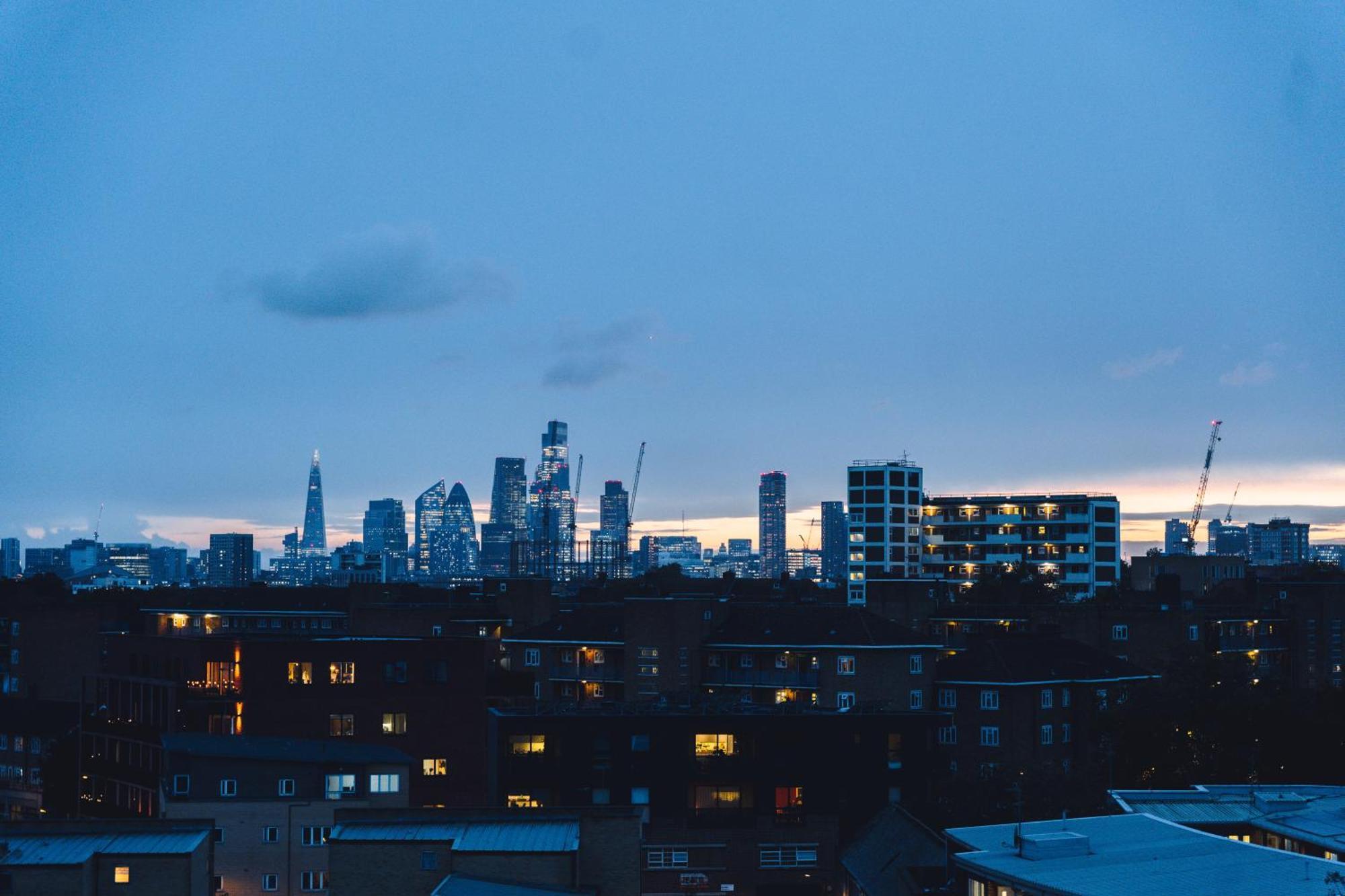Unique Sky View -2 Bed Appartement Londen