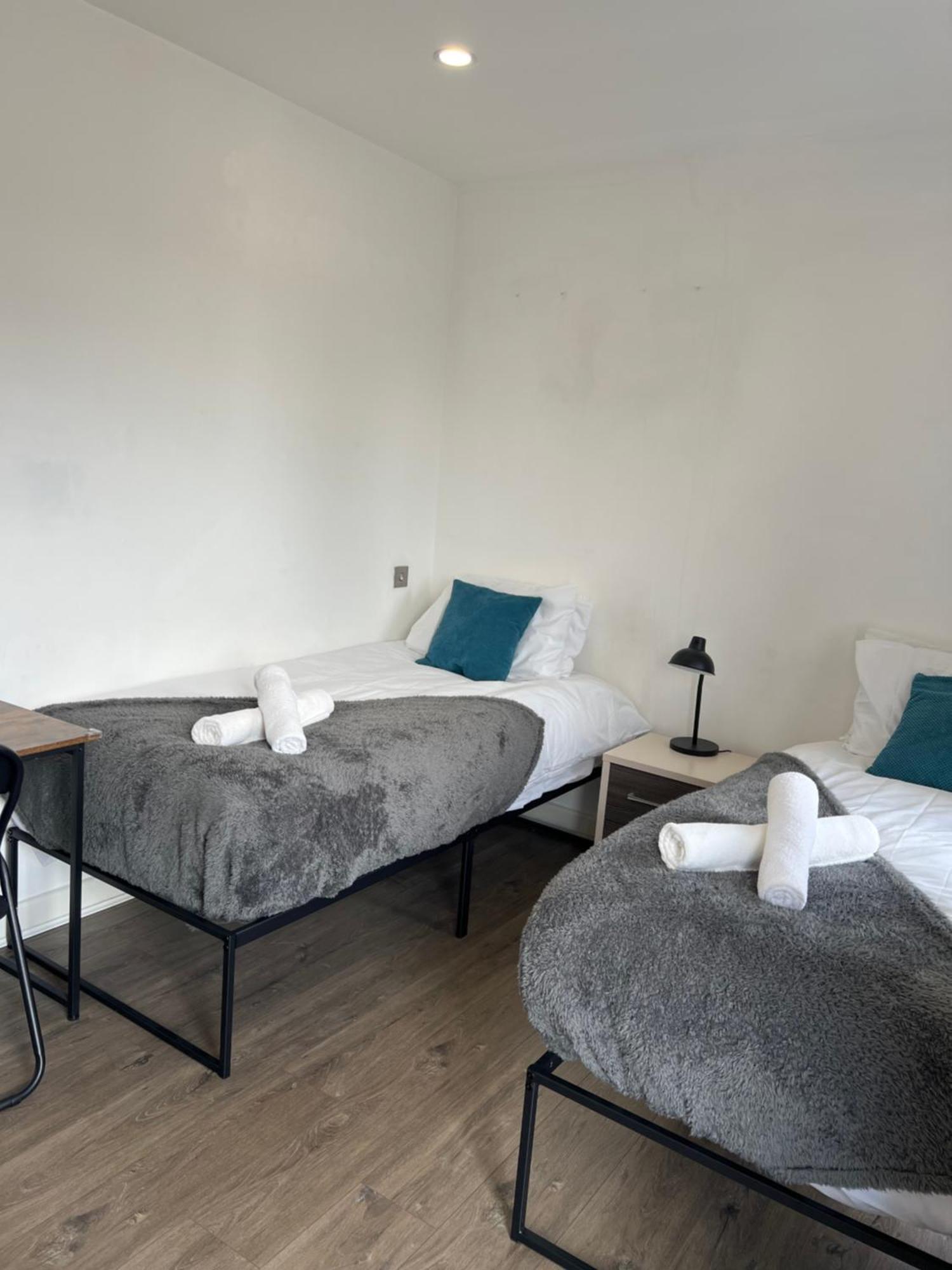 3bed Flat 3wc And Great Location Near Excel City Airport O2 And Canning Town Station * London
