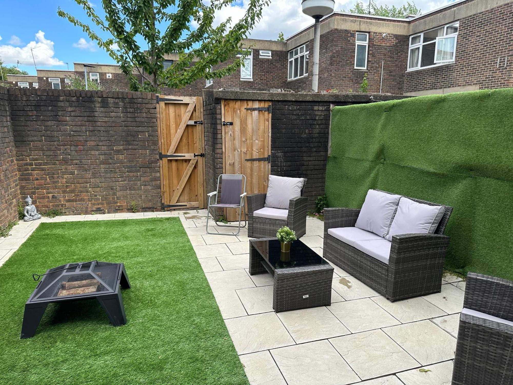 5 Bed 5 Bath / Brick Lane E1 * London