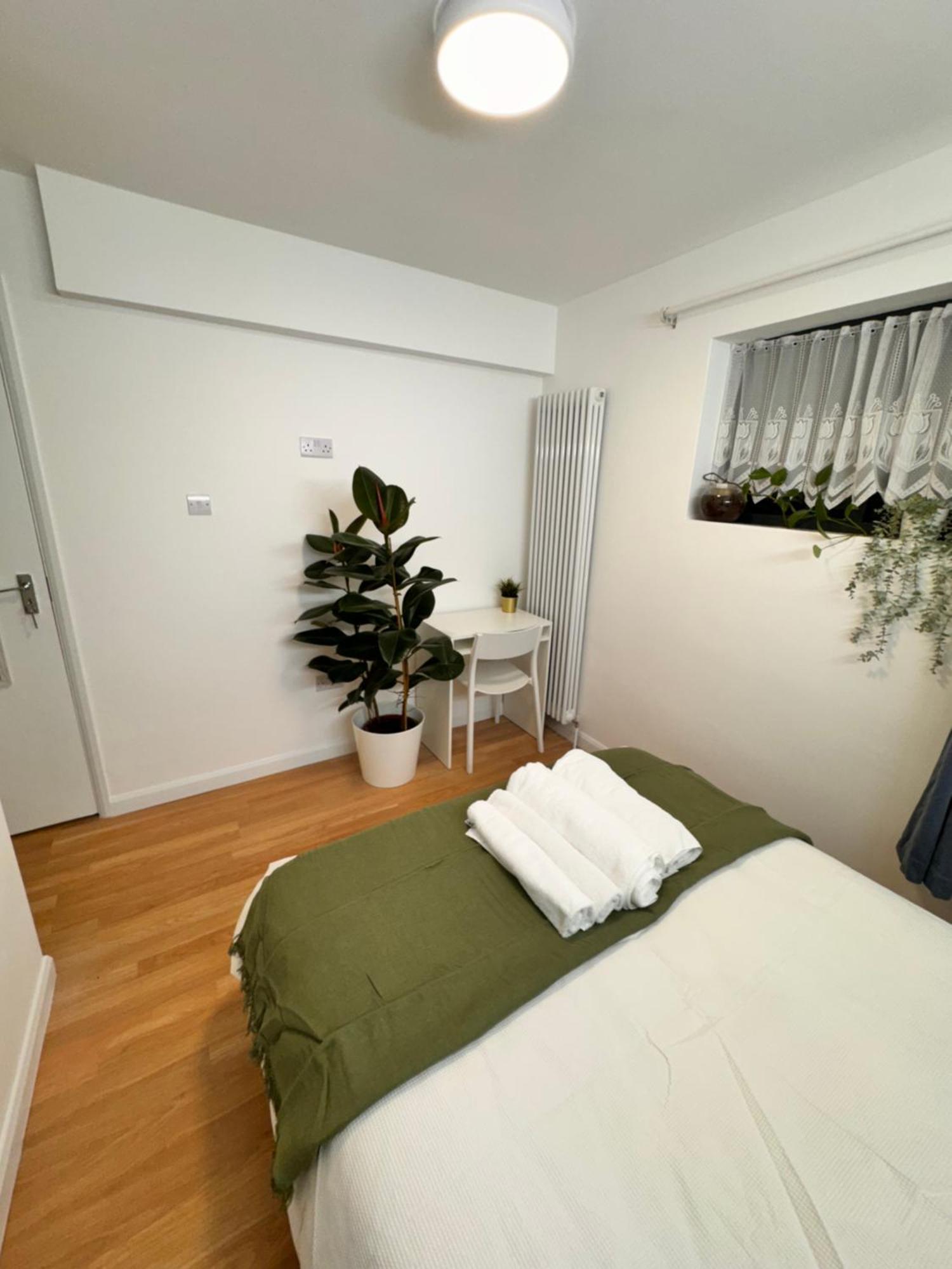 Luxury 2 Bhk In Canary Wharf *