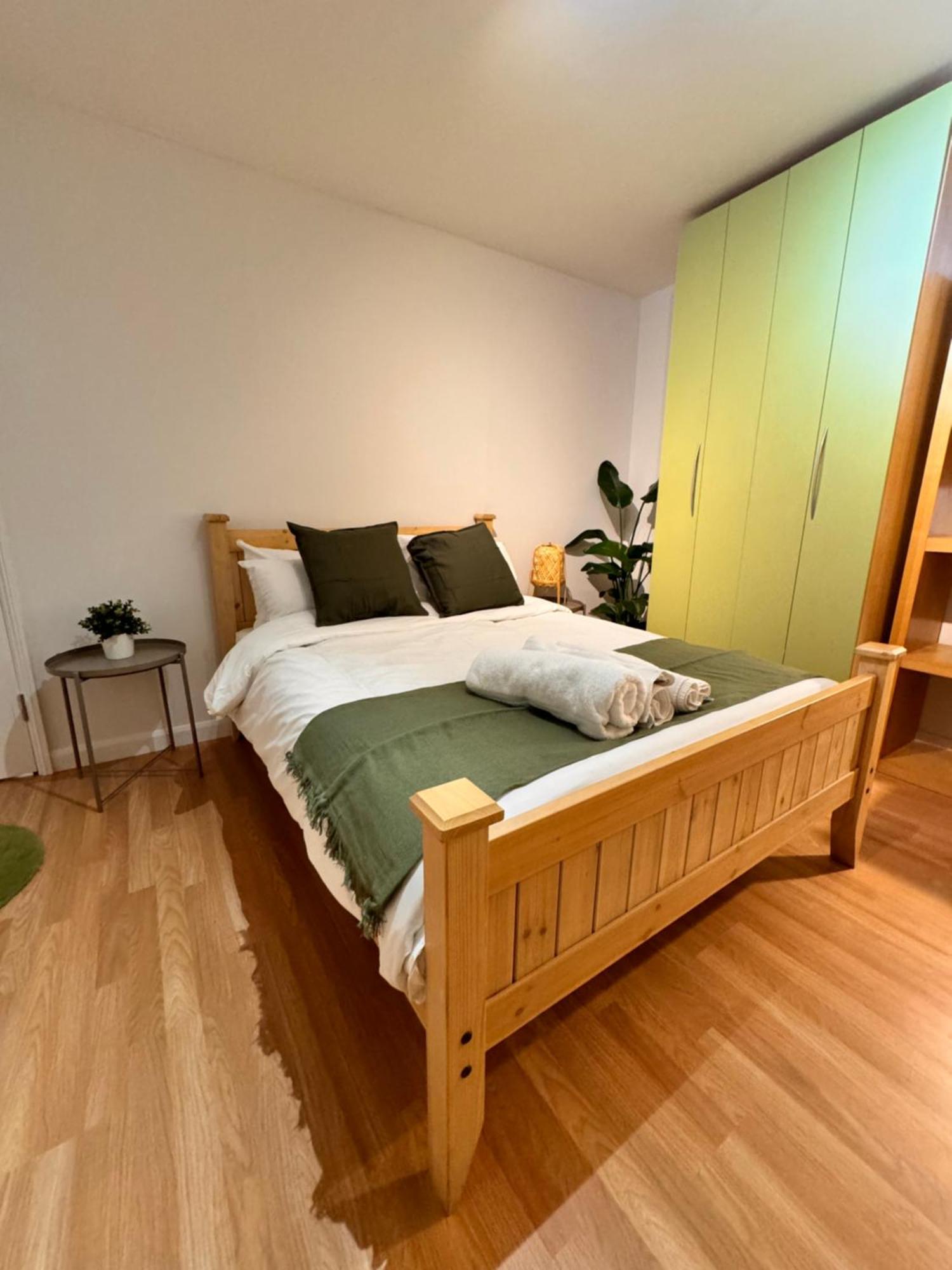 Luxury 2 Bhk In Canary Wharf Appartement