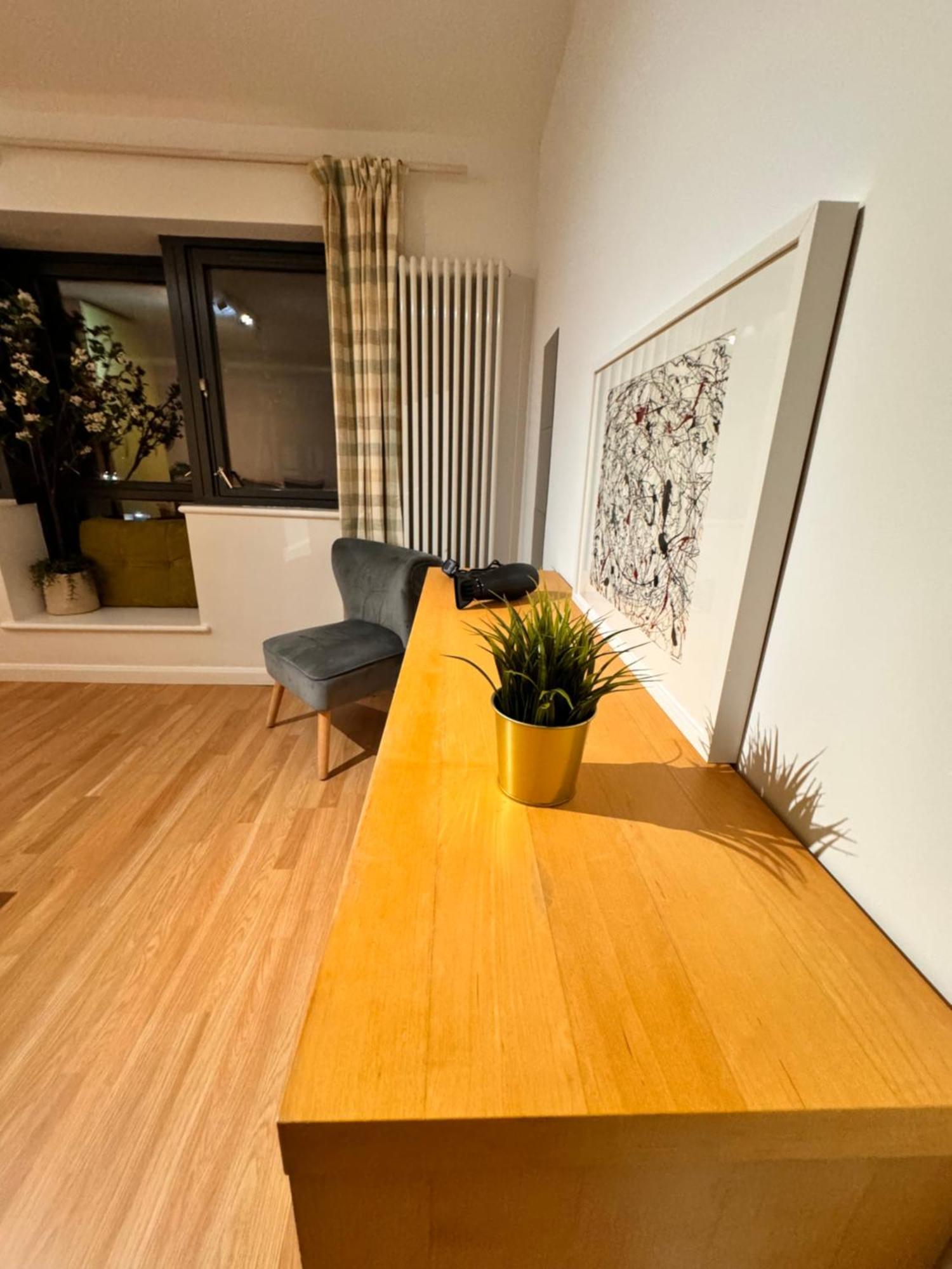 Luxury 2 Bhk In Canary Wharf Appartement