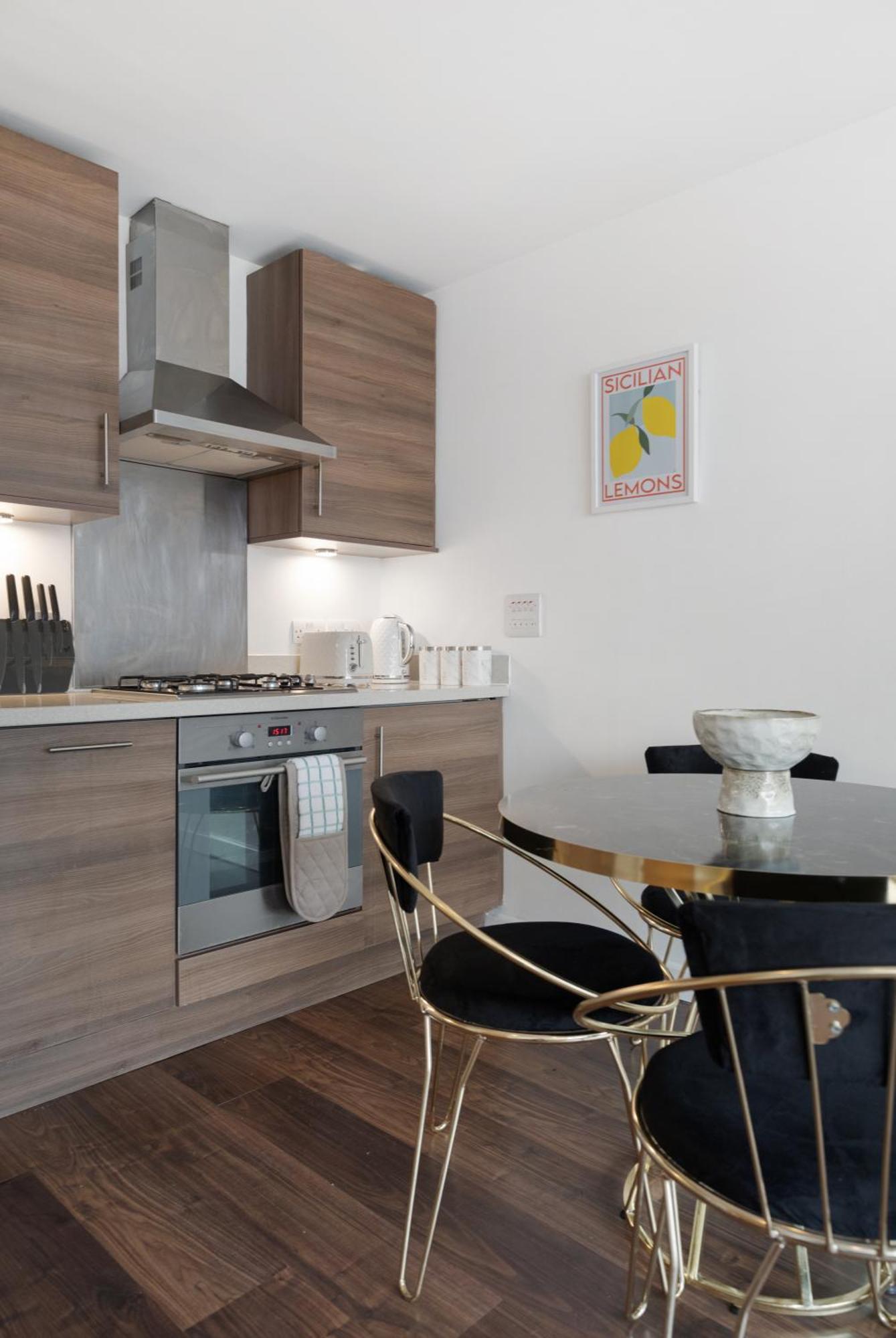 Appartement Lift & Free Parking, Modern 1 Bed Flat In Shoreditch Next To Train Station *