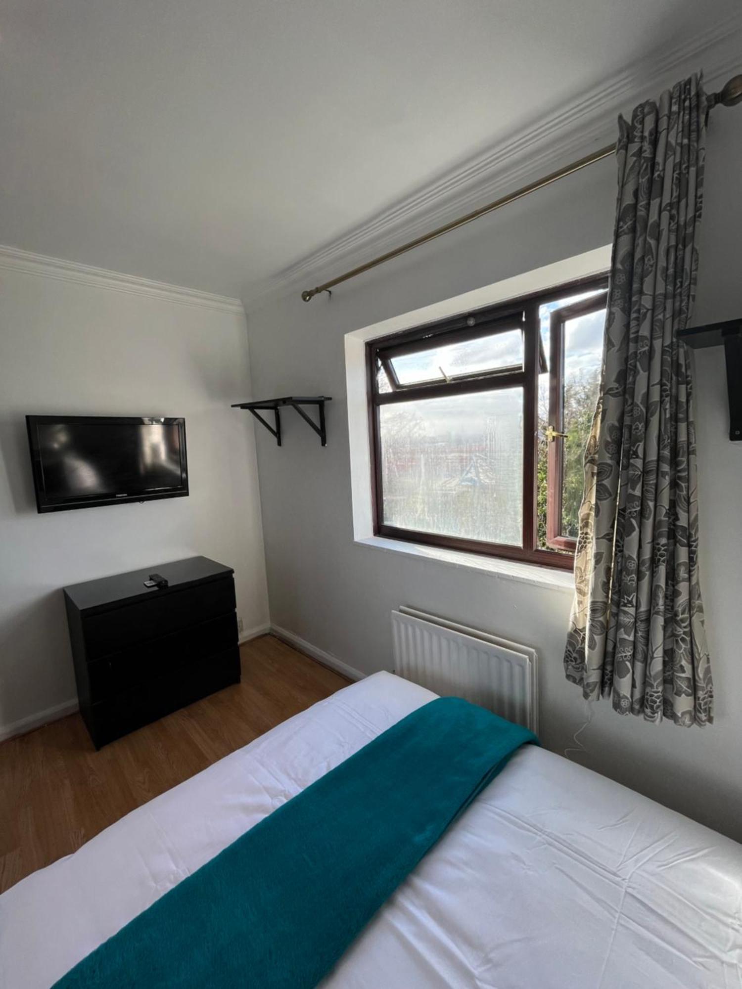 Charlton, Greenwich Luxury Self Check-in Gjestgiverier London