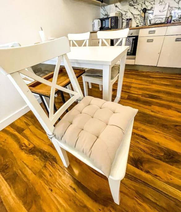 Appartement Central + Gym + Pool + Parking