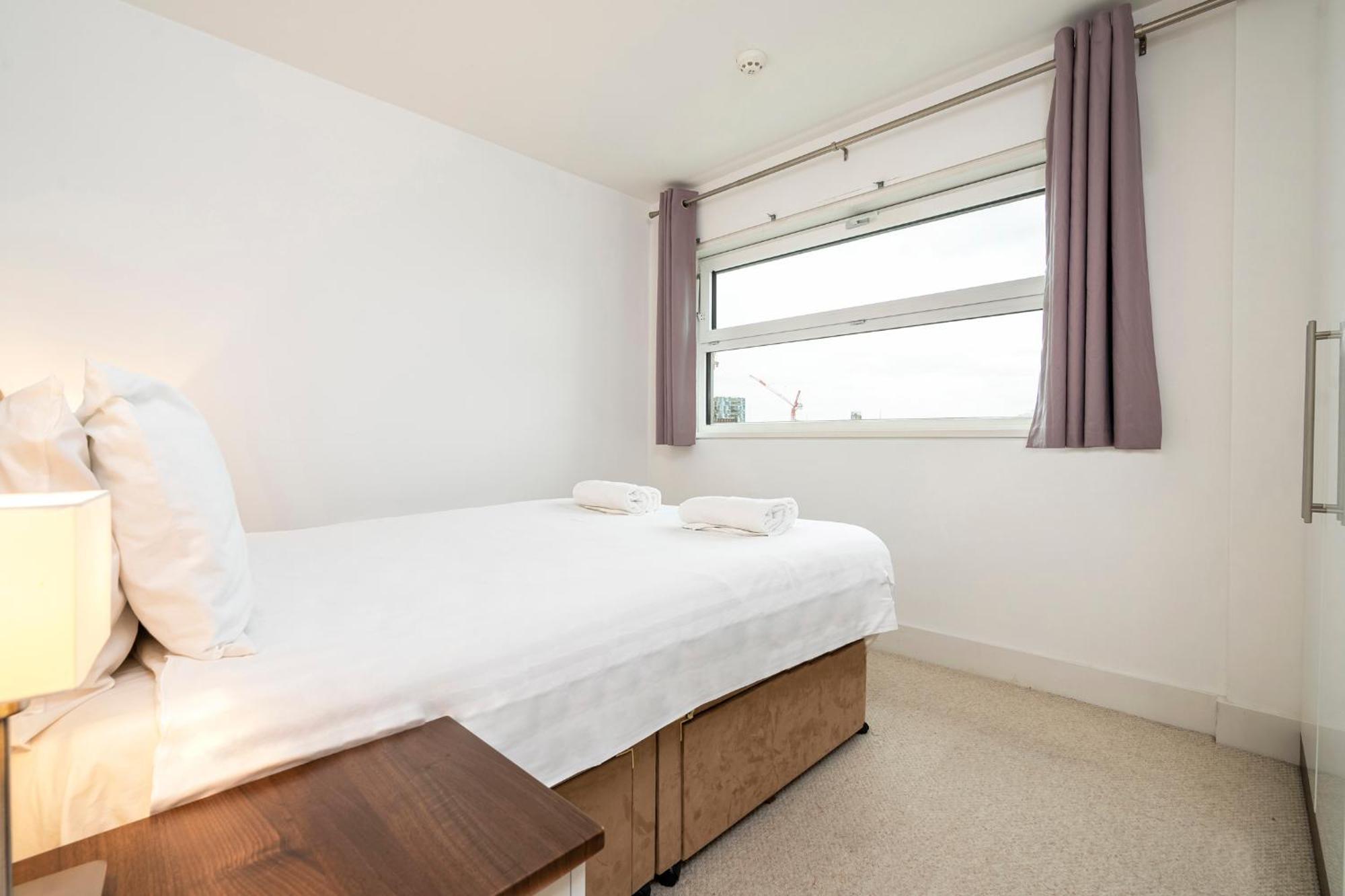 Borough Flat With Views By Underthedoormat *