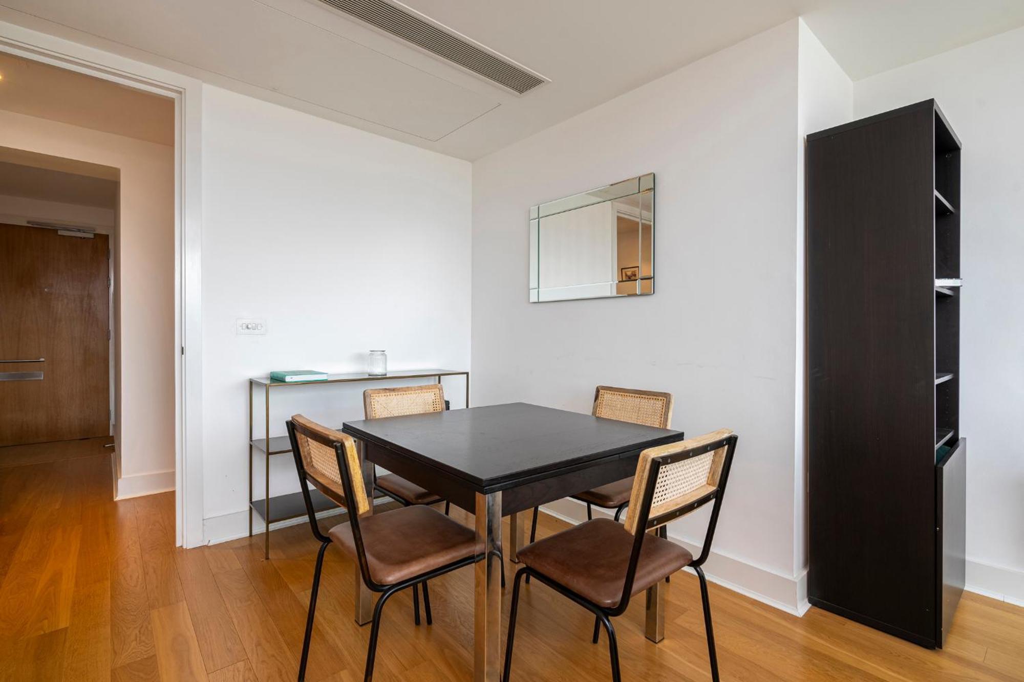 Borough Flat With Views By Underthedoormat