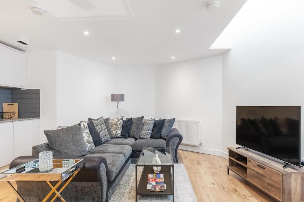 Bank/monument Apartment London