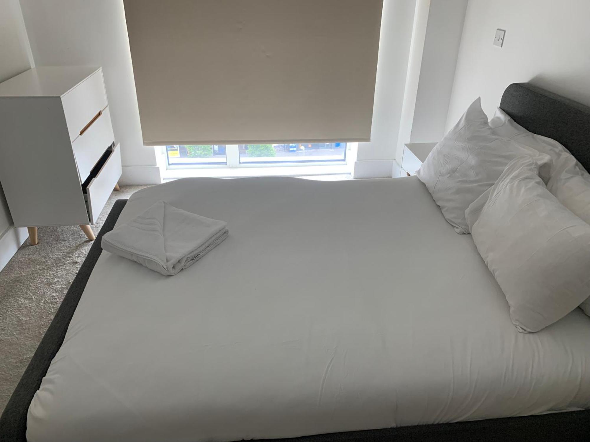 2 Bedroom 2 Bath 1 Ensuite In Roya Asenal Beautiful Views & Parking Apartment *