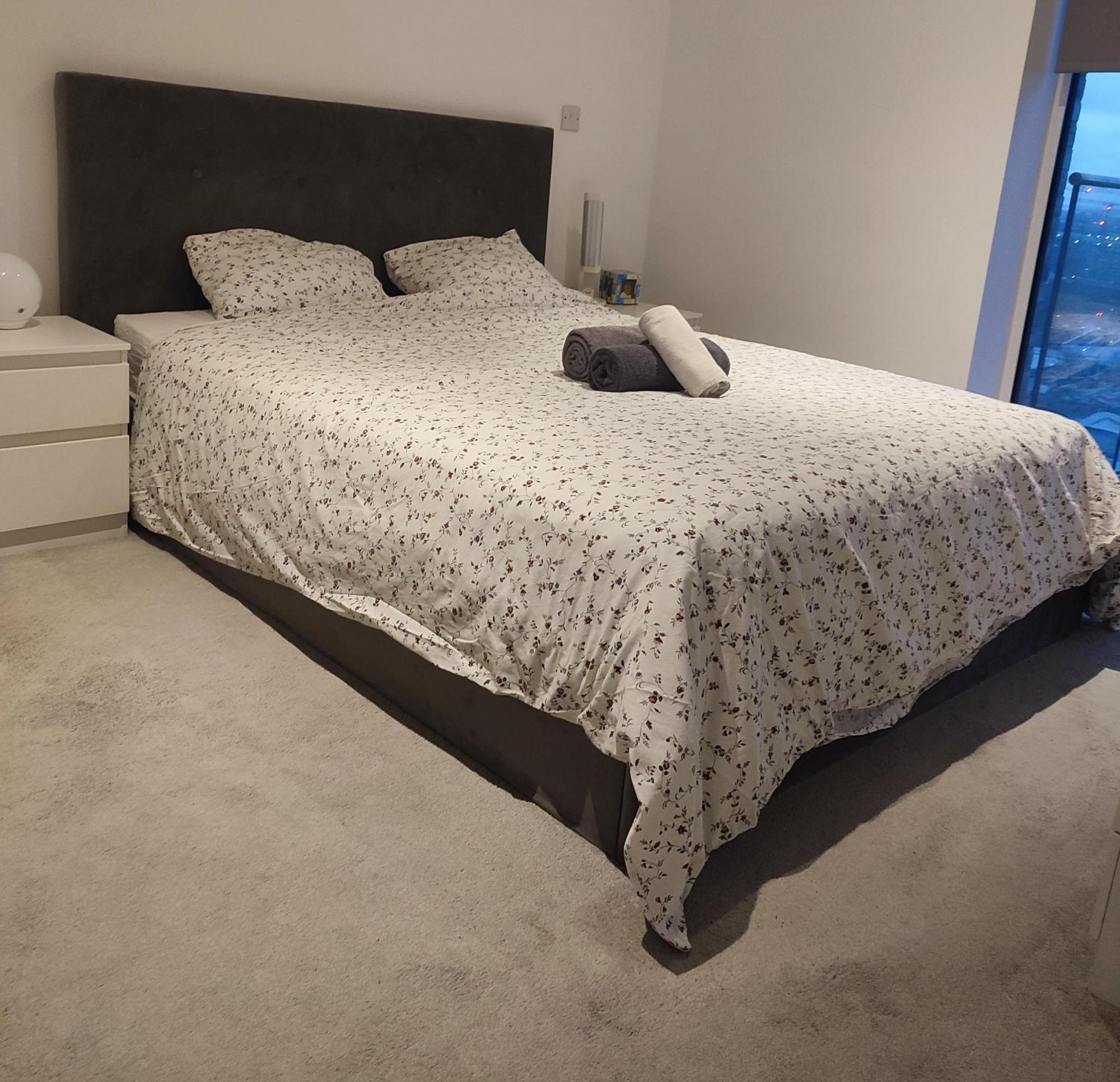 Apartment 2 Bedroom 2 Bath 1 Ensuite In Roya Asenal Beautiful Views & Parking