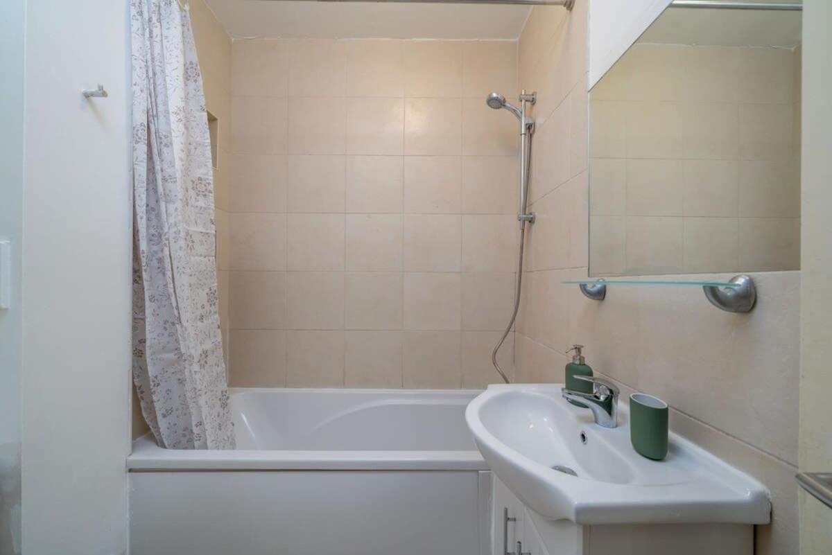 Of - Lovely Two Bedroom Apartamento Londres