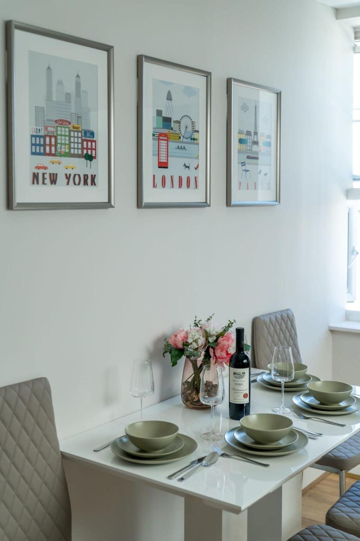 Of - Lovely Two Bedroom Londres