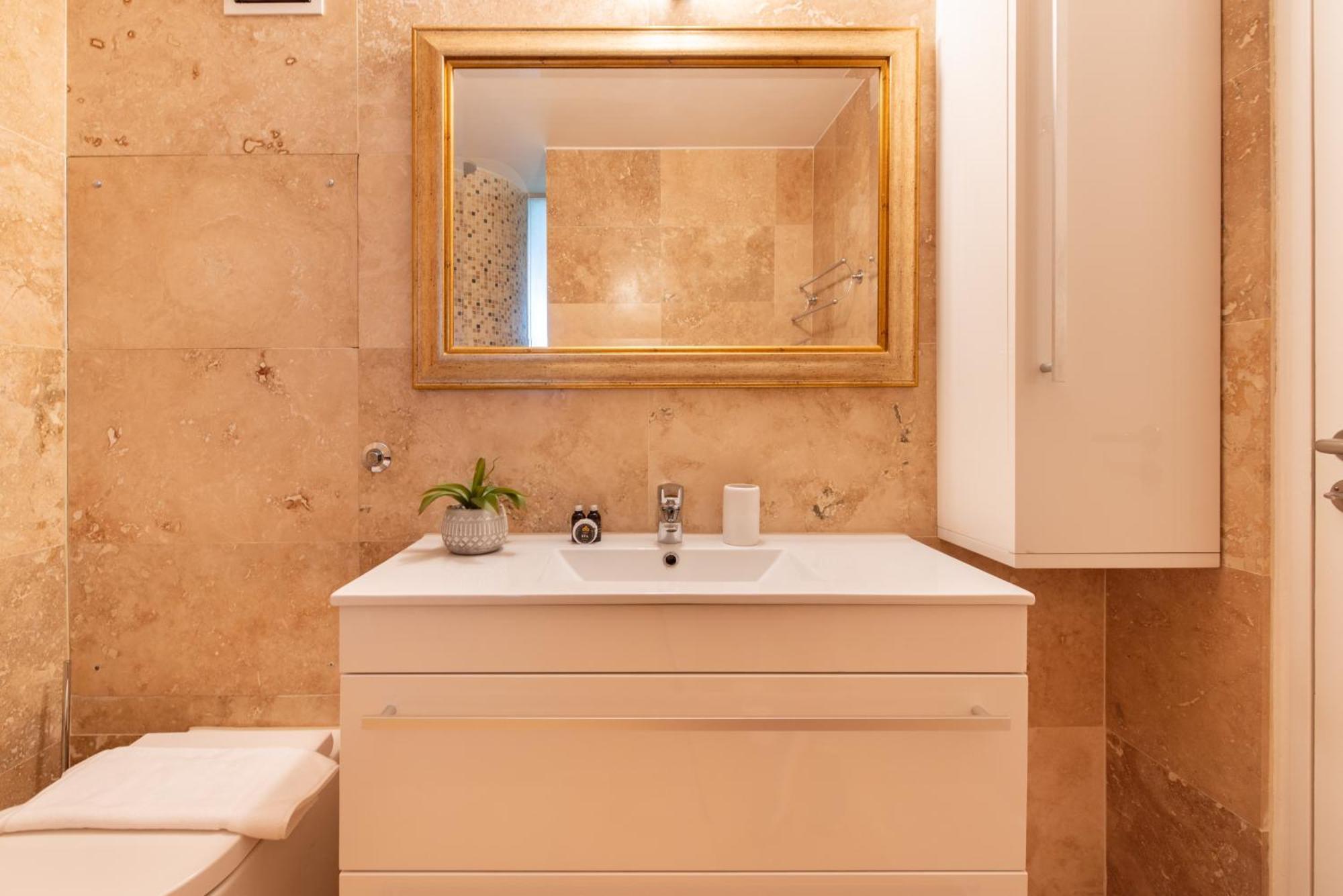 The Clerkenwell Collection - Dnu * Londen