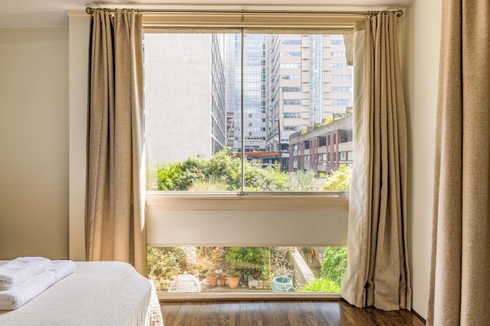 The Clerkenwell Collection - Dnu * Londen