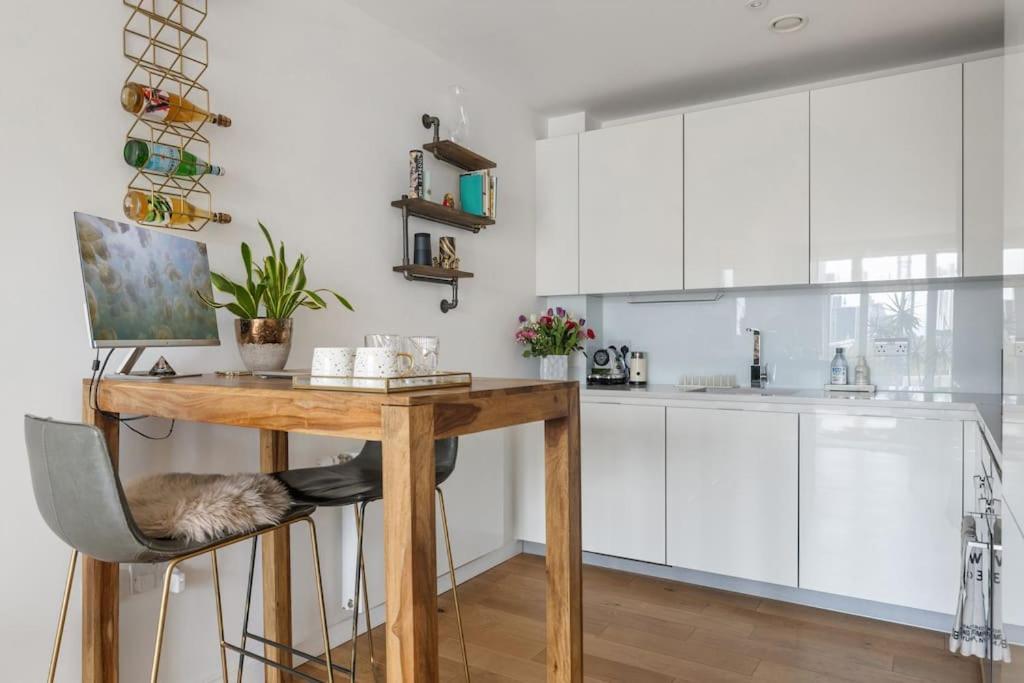Appartement Modern New 1-bedroom Stunning Views *