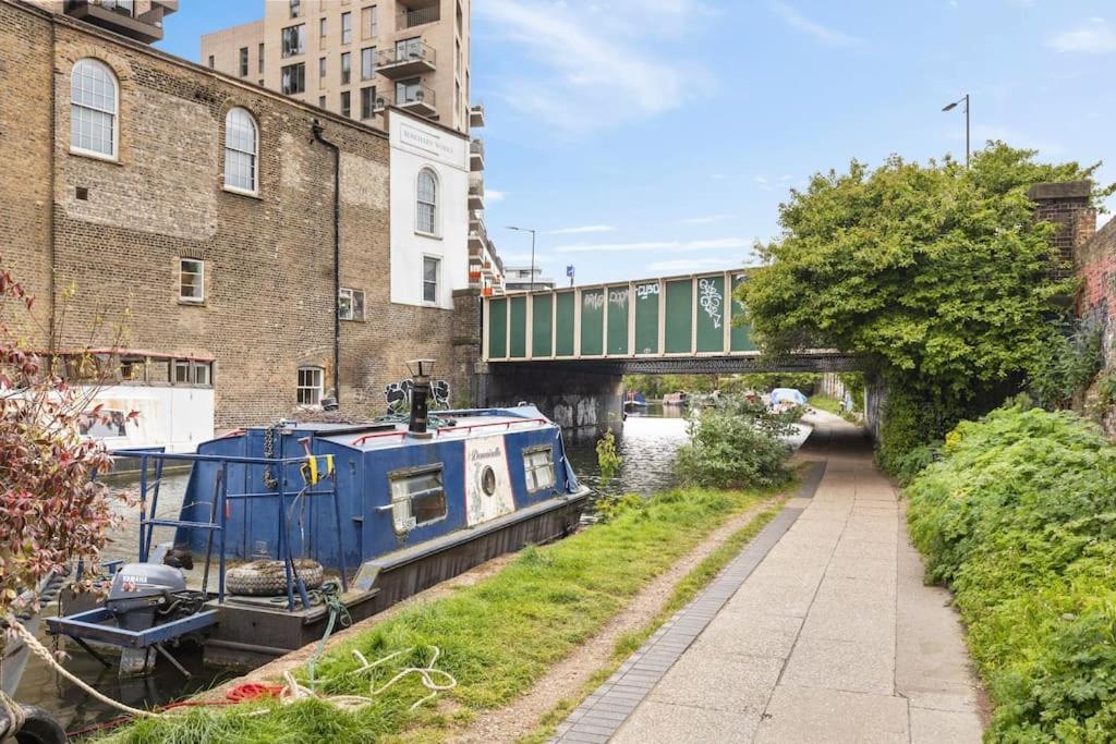 Modern New 1-bedroom Stunning Views