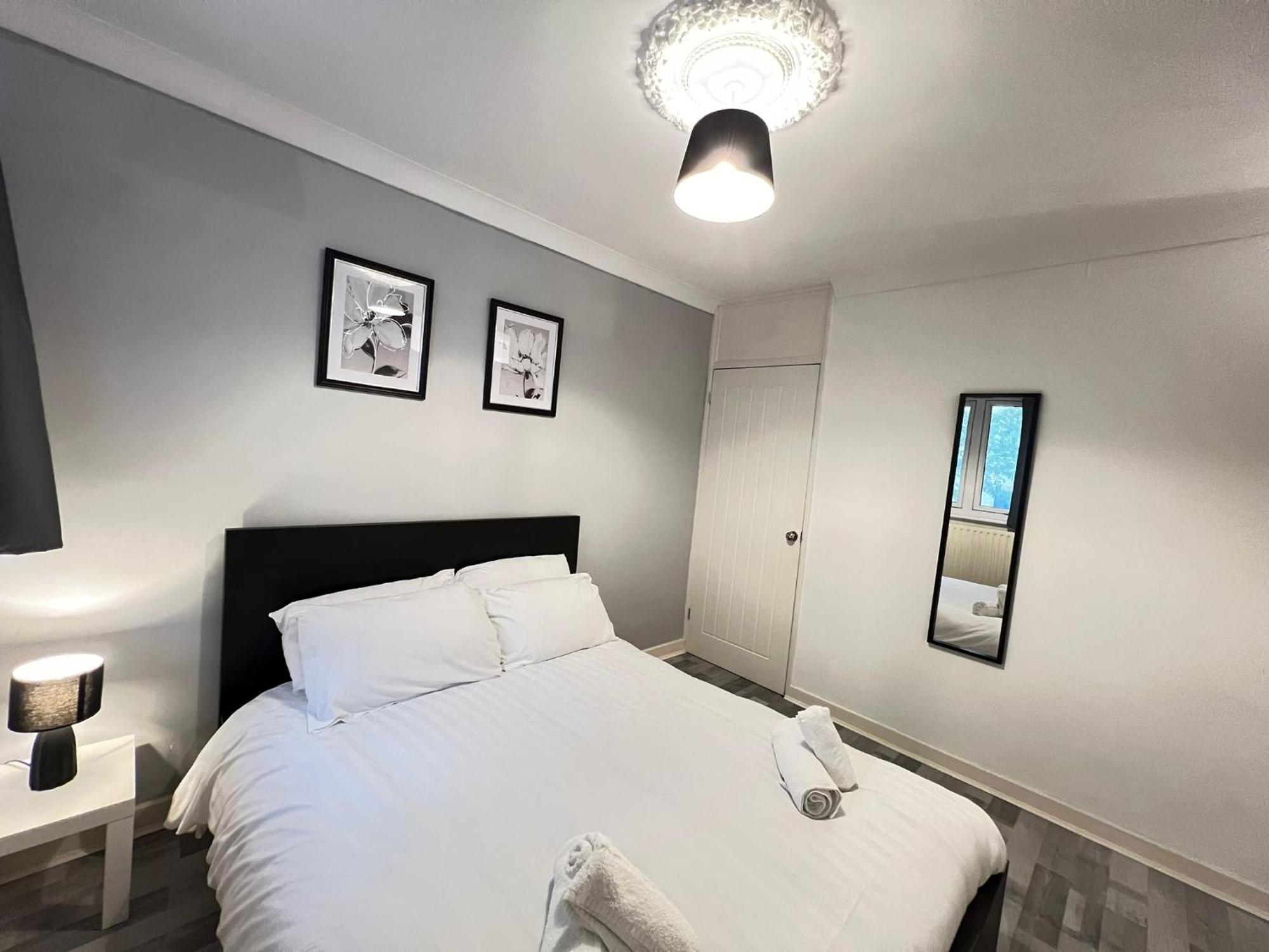 Apartment 2 Bed Flat In Canary Wharf *