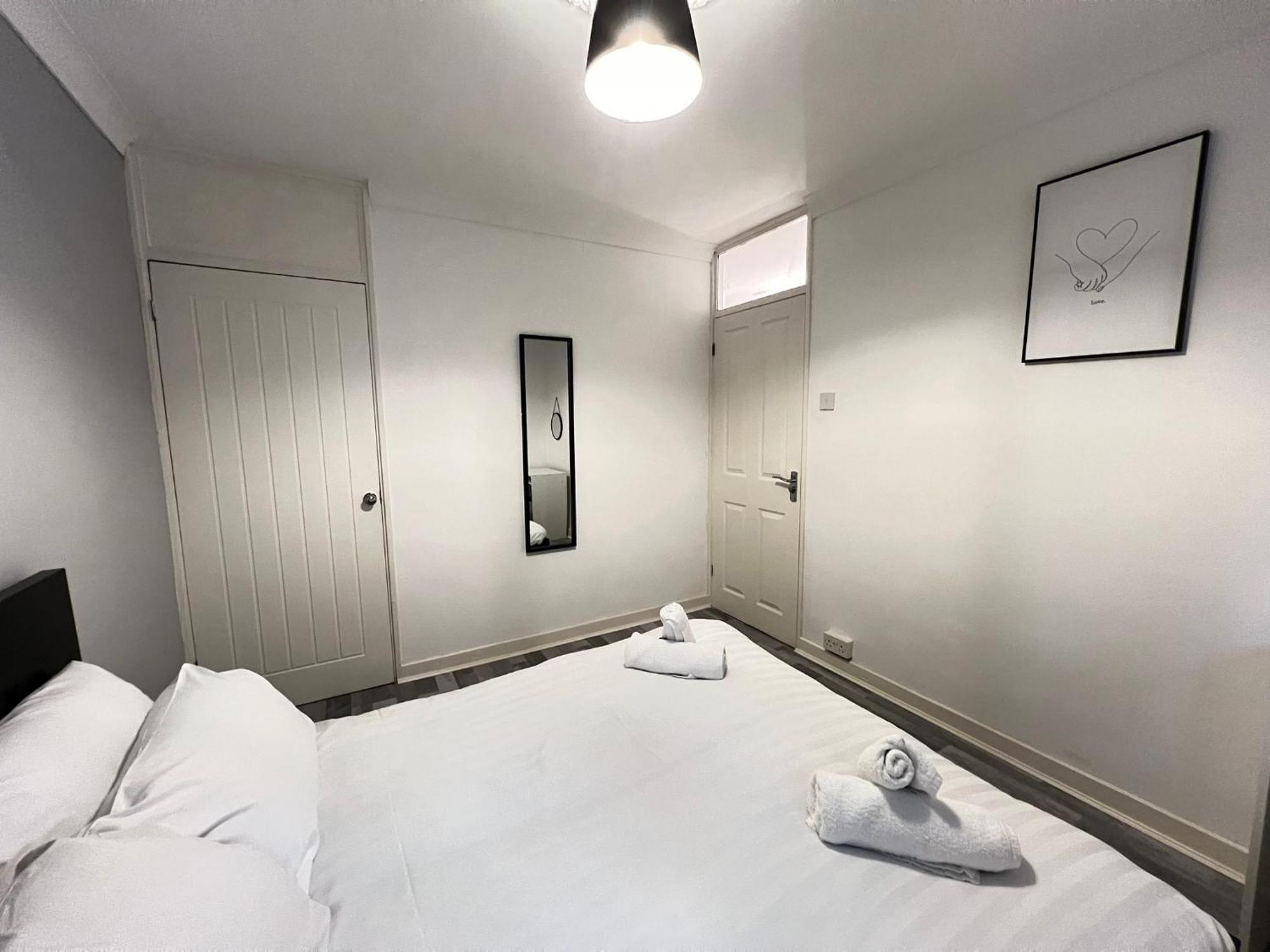 Apartment 2 Bed Flat In Canary Wharf
